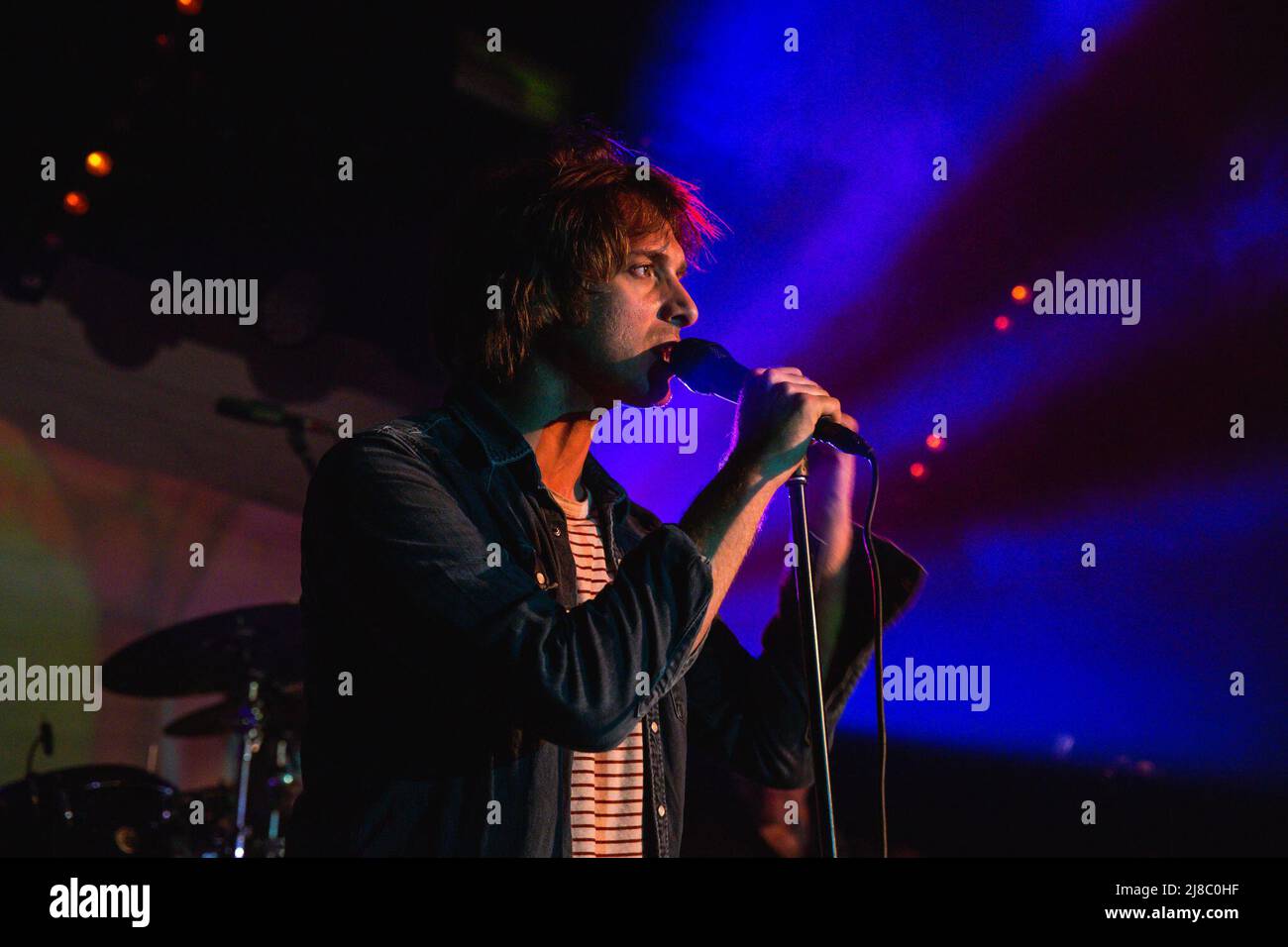 14 mai 2022 : le chanteur/compositeur écossais Paolo Giovanni Nutini, présente un spectacle complet au Leadmill de Sheffield. Ceci marque le premier spectacle de l'artiste en 7 ans et le chanteur jouera une petite série de spectacles au Club 100 de Londres et deux spectacles à Oban en Écosse. Le Leadmill est toujours menacé de se fermer alors que des milliers de personnes signent une pétition pour sauver le lieu emblématique. Arctic Monkeys, Richard Hawley, Jarvis Cocker et amenez-moi les Oli Sykes de l’Horizonte comptent parmi les artistes de Sheffield qui se sont exprimés en soutien du lieu. (Credit image: © Myles Wright/ZUMA Press Banque D'Images