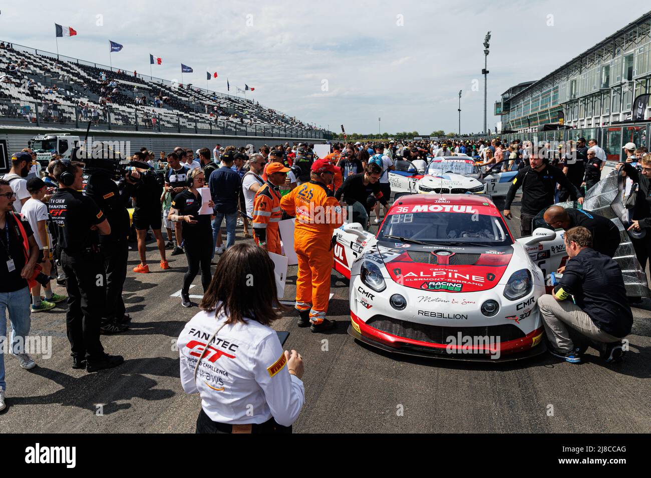 36 PROST Nicolas, SERvol Rudy, CMR, Alpine A110 GT4, grille de départ, Grille de départ, lors de la ronde 2nd du Championnat de France FFSA GT 2022, du 13 au 15 mai sur le circuit de Nevers Magny-cours à Magny-cours, France - photo Clément chance / DPPI Banque D'Images