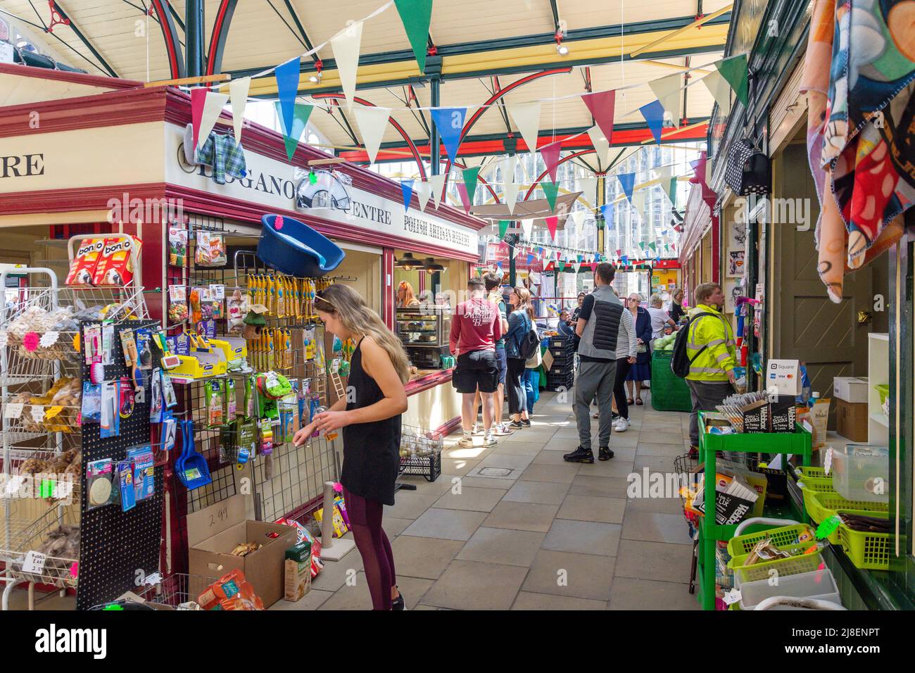 Boutiques d'intérieur à Market Hall, Market place, Stockport, Greater Manchester, Angleterre, Royaume-Uni Banque D'Images