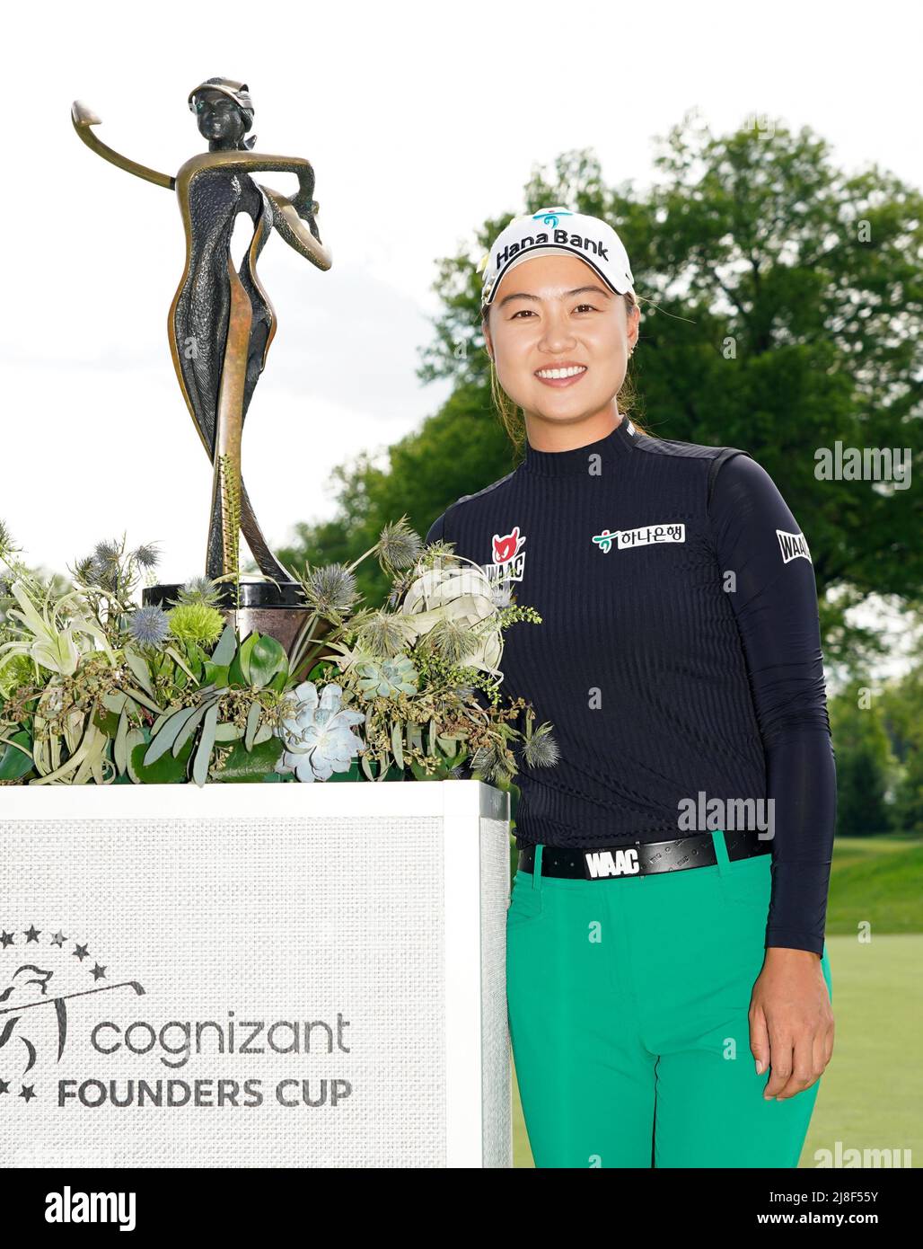 Le golfeur australien Minjee Lee fête ses célébrations après avoir remporté la coupe Cognizant Founders au Upper Montclair Country Club de Clifton, New Jersey, le 15 mai 2022. (Kyodo)==Kyodo photo via crédit: Newscom/Alay Live News Banque D'Images