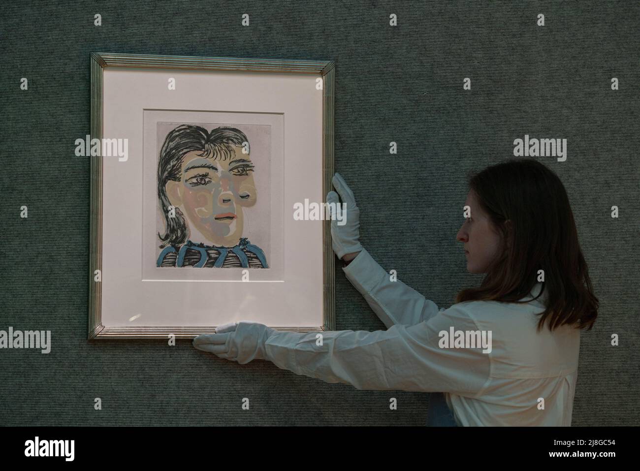 Londres, Royaume-Uni, 16 mai 2022. Pablo Picasso (1881-1973) tête de femme No 2. Portrait de Dora Maar, 1939 cette œuvre est tirée de l'édition de 104, imprimée par Lacourière, publiée par Ambroise Volard, Paris, 1942 Bonhams vente aux enchères de Picassomania. Estimation: £25 000-35 000. La vente a lieu le 18 mai à Bonhams New Bond Street. Credit. amer ghazzal/Alamy Live News Banque D'Images