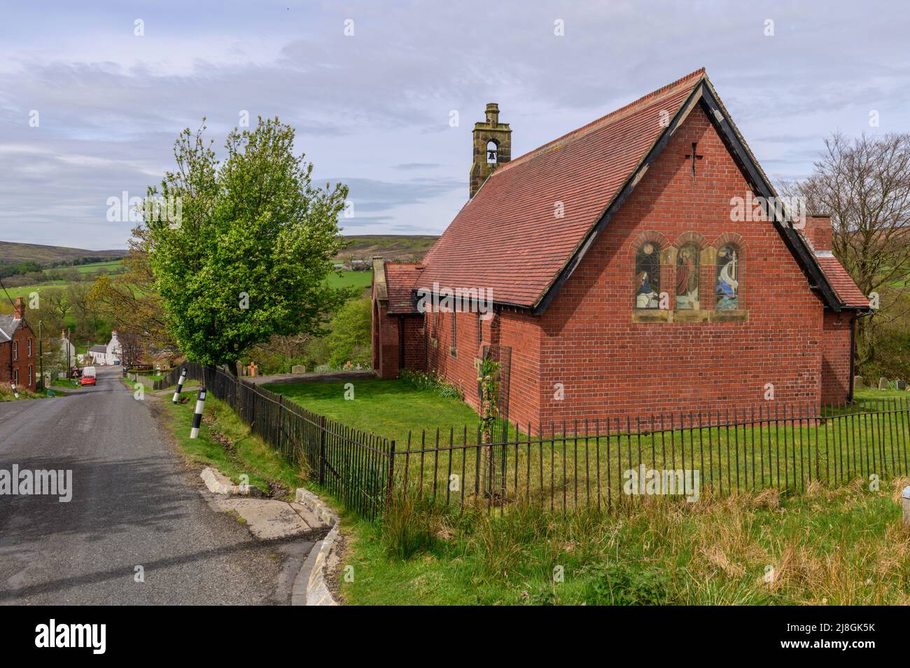 Église Saint-Pierre dans le hameau de Comondale dans le Nord du Yorkshire Banque D'Images