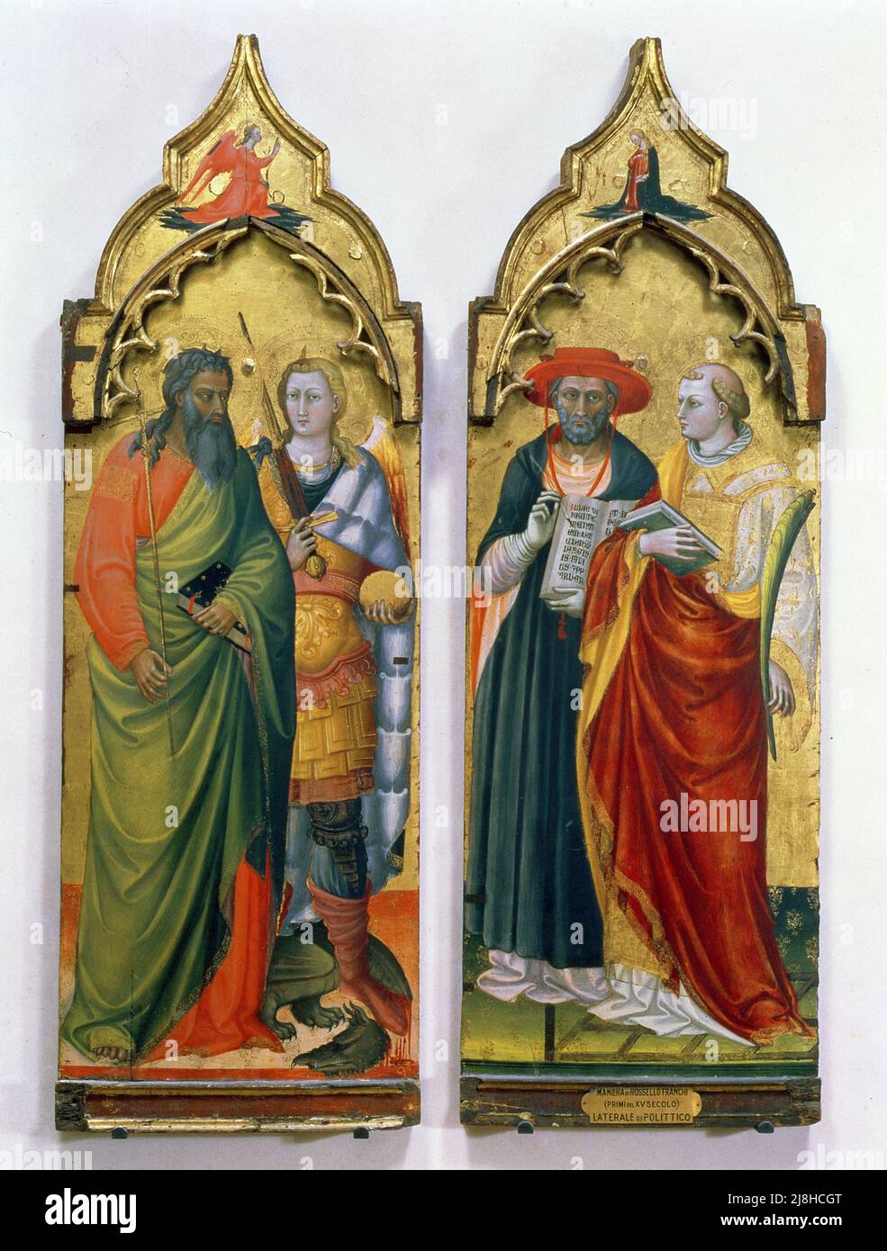 Plat gravé au centre surélevé, vénitien-Saracenic, 16th siècle (laiton); Museo Nazionale del Bargello, Florence, Toscane, Italie; hors copyright. Banque D'Images