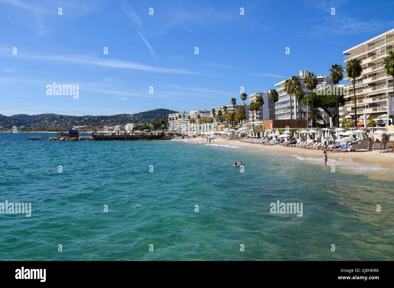 Juan les Pins, France. 3 octobre 2019. Plage à Juan les Pins, Sud de la France. Crédit : Vuk Valcic / Alamy Banque D'Images