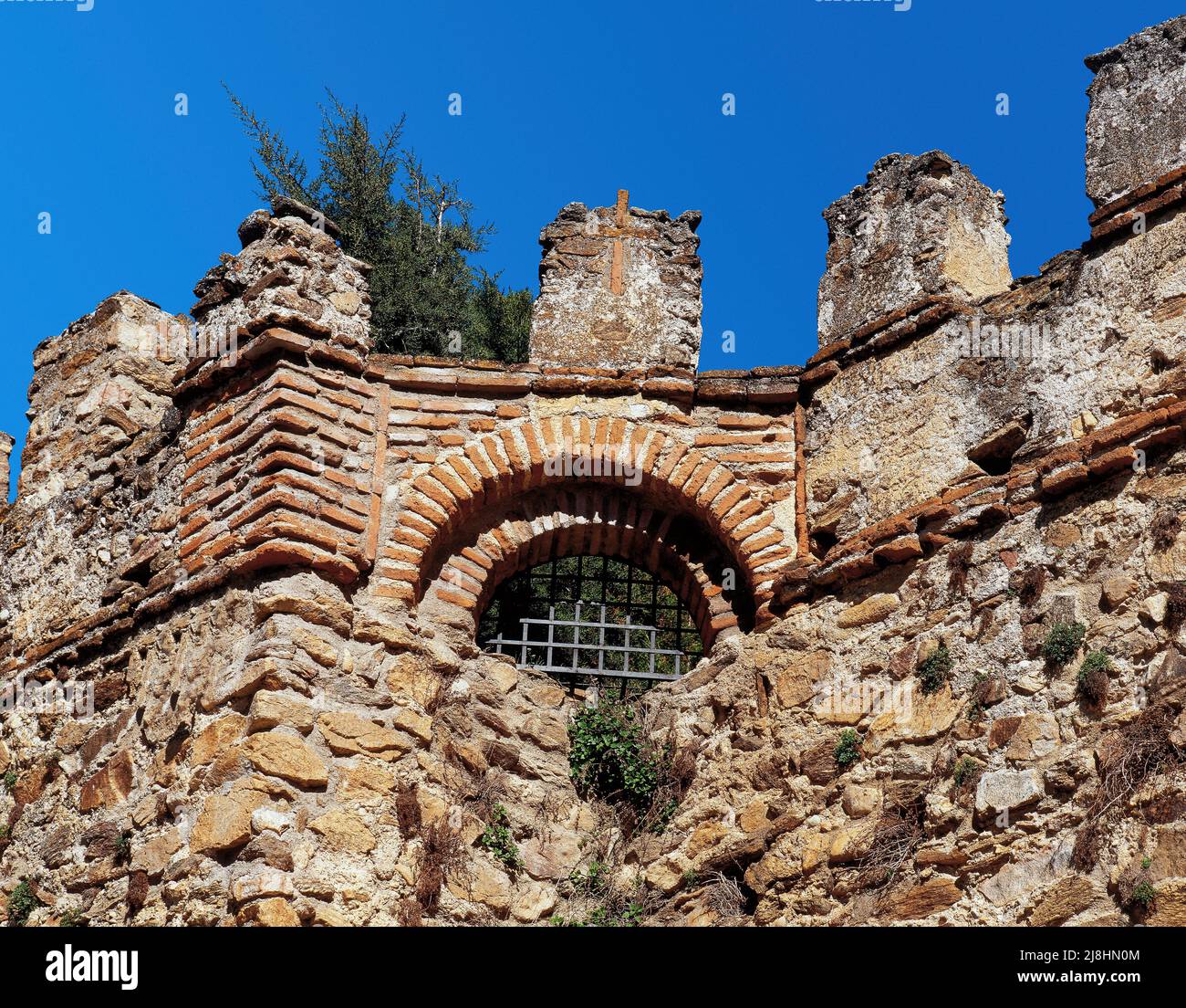 Espagne, Communauté de Madrid, Buitrago del Lozoya. Détail architectural du mur qui entoure la ville. Banque D'Images