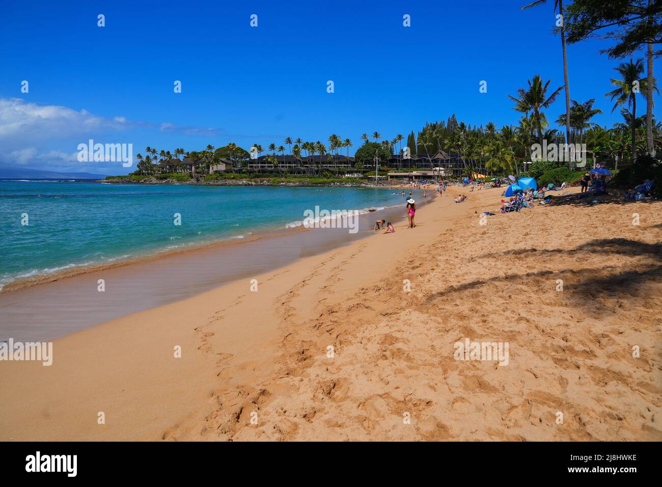 La plage de Napili Bay à Kapalua, à l'ouest de l'île de Maui, Hawaii, États-Unis Banque D'Images