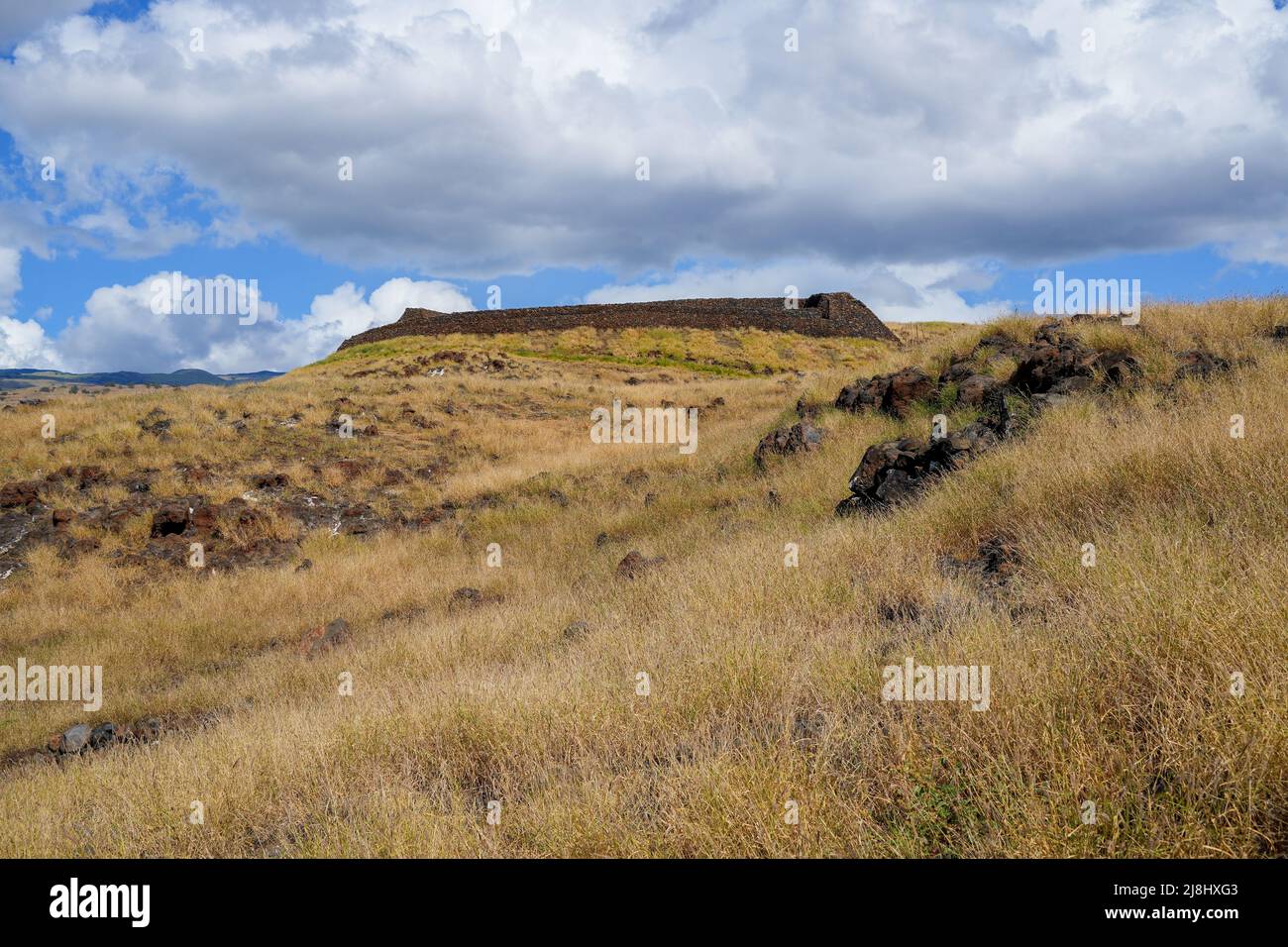 Ruines d'un temple hawaïen dans le lieu historique national de pu'ukohola Heiau sur la grande île de Hawai'i dans l'océan Pacifique Banque D'Images