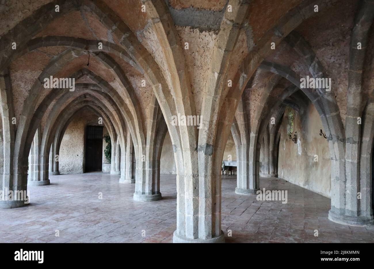 Ravello - Pilastro ottagonale della cripta di Villa Cimbrone Banque D'Images