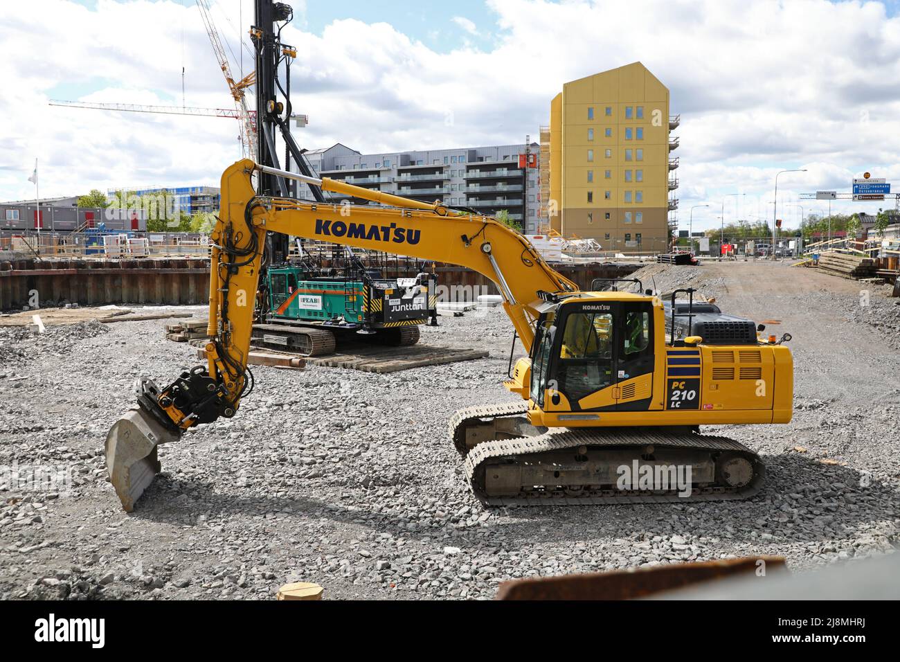 Chantier de construction dans une zone résidentielle, Uppsala, Suède. Des appartements modernes pour Rikshem sont construits ici le long de Gamla Uppsalagatan à Uppsala, en Suède. Banque D'Images