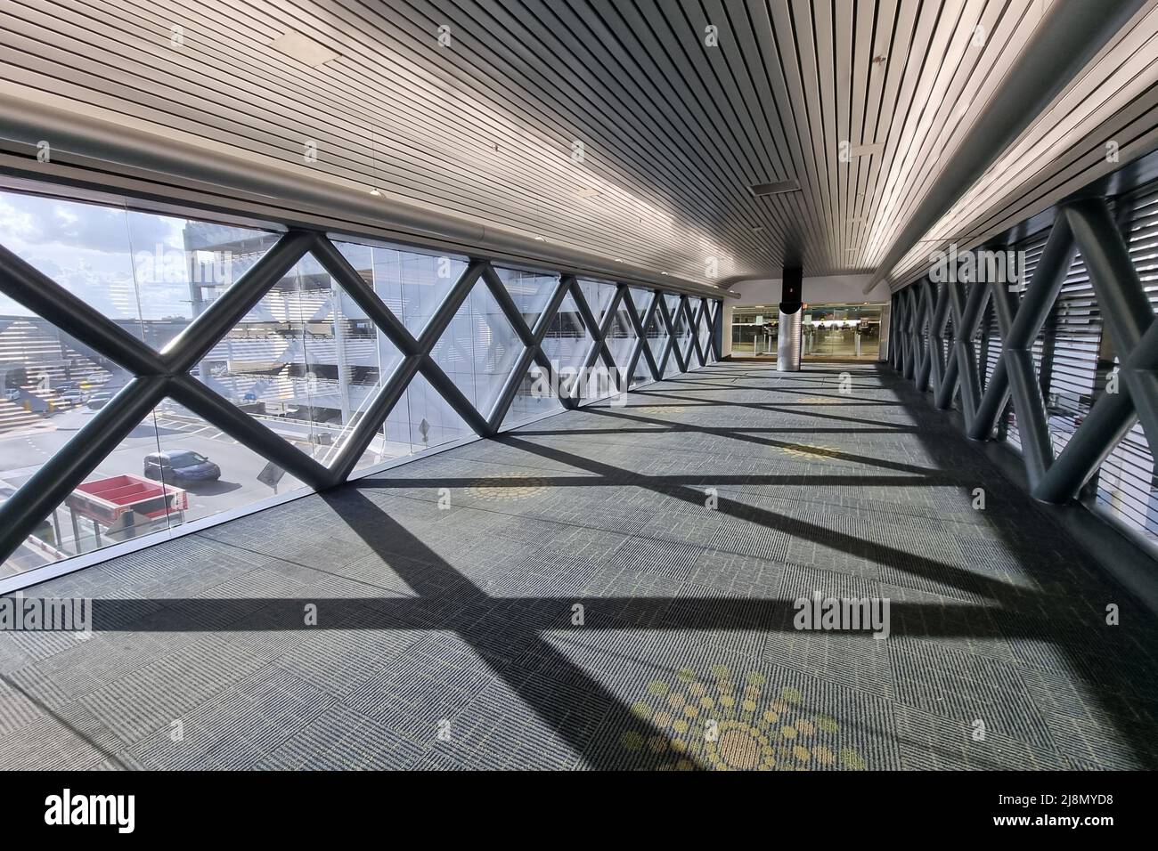 Avril 1 2022, Miami, Floride, États-Unis - vue de conception de l'architecture de l'aéroport international de Miami. MIA. L'aéroport de Miami est très fréquenté en Floride, United Sta Banque D'Images