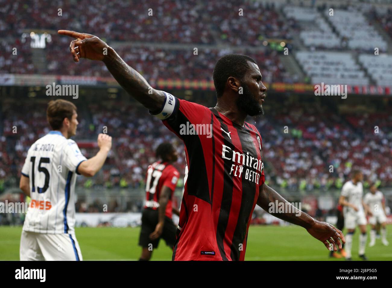 Milan, Italie. 15th mai 2022. Franck Kessie (AC Milan) gestes pendant AC Milan vs Atalanta BC, italie football série A match à Milan, Italie, mai 15 2022 crédit: Independent photo Agency/Alay Live News Banque D'Images