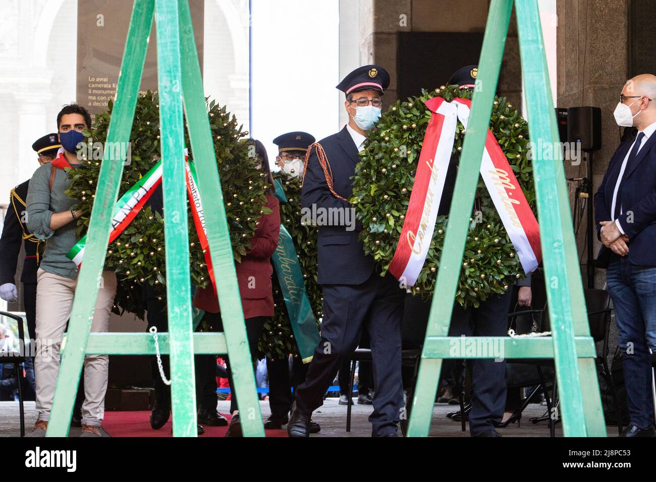 Célébrations de la Journée de libération des forces nazies pendant la Seconde Guerre mondiale à Milan, en Italie, le 25 2021 avril. Avec: Atmosphère où: Milan, Italie quand: 25 avril 2021 crédit: Mairo Cinquetti/WENN Banque D'Images