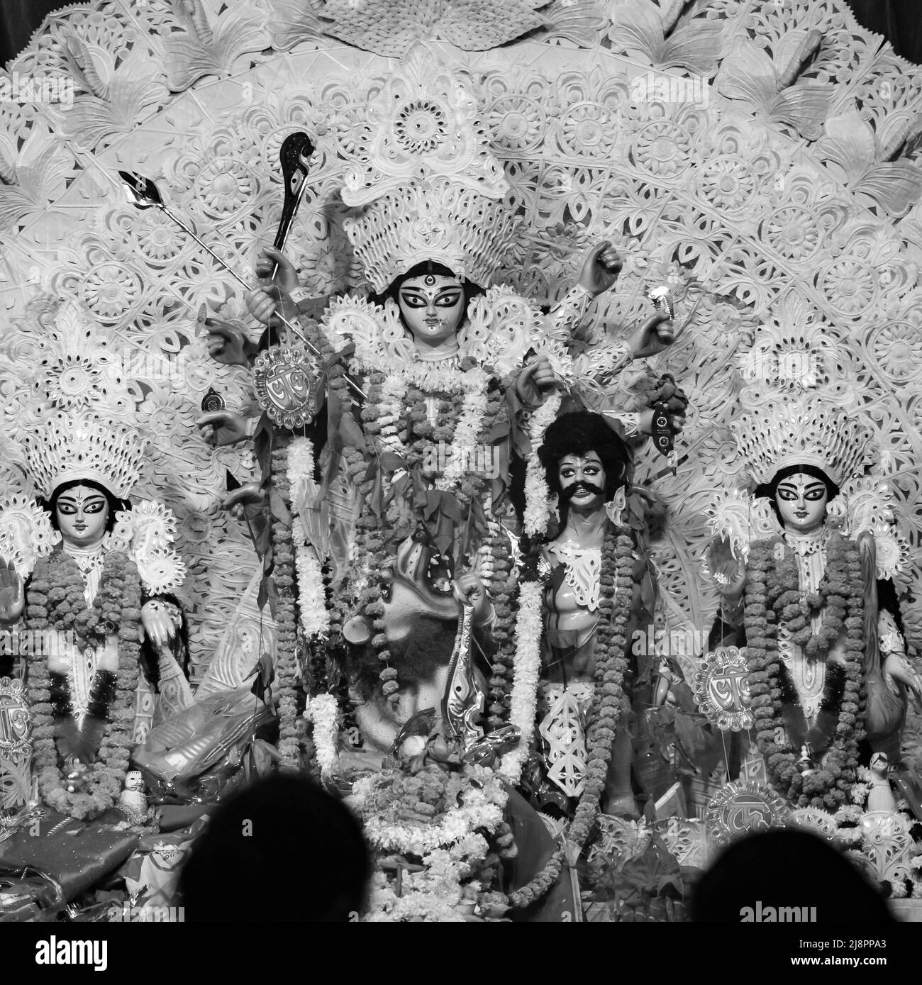 La déesse Durga avec un regard traditionnel en vue rapprochée dans un sud Kolkata Durga Puja, Durga Puja Idol, Un plus grand festival hindou Navratri en Inde Banque D'Images