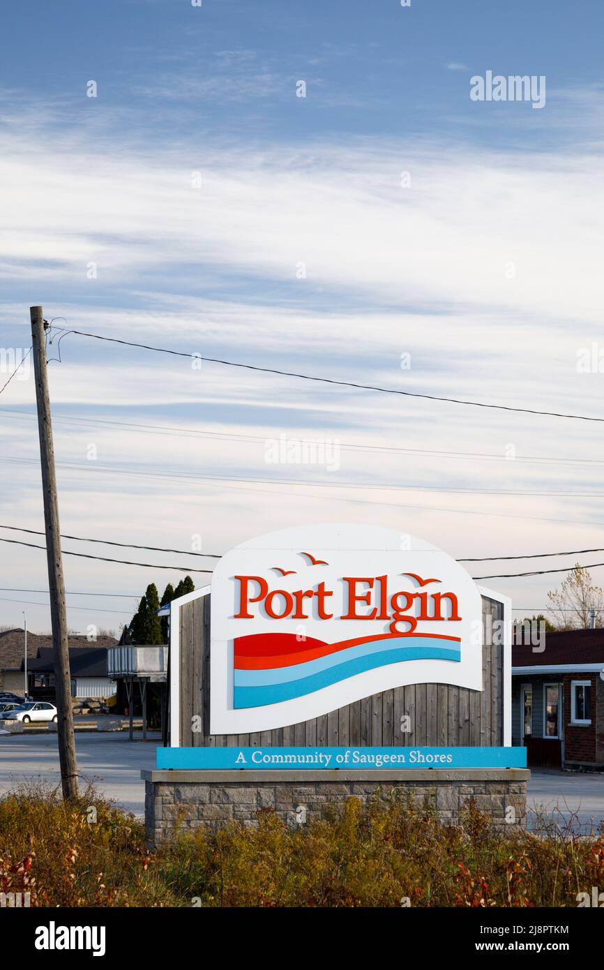 Le panneau d'entrée de la communauté de Port Elgin à Saugeen Shores, comté de Bruce, Ontario, Canada. Banque D'Images