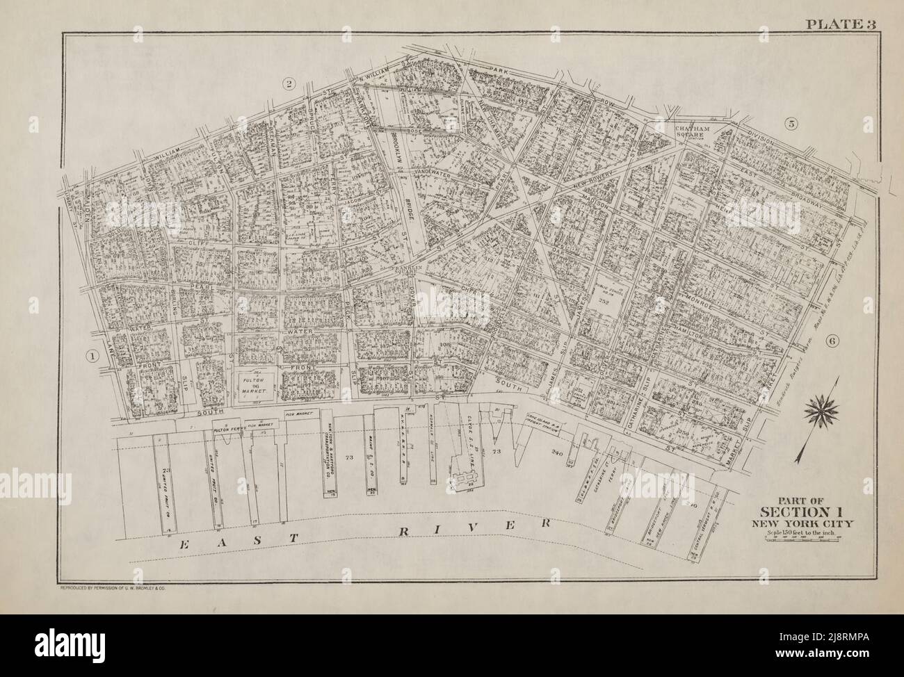 PLAN DE L'ÎLE DE MANHATTAN EN 1908 (sections) de l'iconographie de l'île de Manhattan, 1498-1909 compilé à partir de sources originales et illustré par photo-intaglio reproductions de cartes importantes, plans, vues, Et les documents dans les collections publiques et privées - Volume 2 par Stokes, I. N. Phelps (Isaac Newton Phelps), 1867-1944 Éditeur New York : Robert H. Dodd 1915. Incluant la cartographie: Un essai sur le développement de la connaissance concernant la géographie de la côte est de l'Amérique du Nord; Manhattan Island et ses environs sur les cartes et les cartes tôt / par F.C. Wieder et I.N. Phelps Stokes. Le Manat Banque D'Images