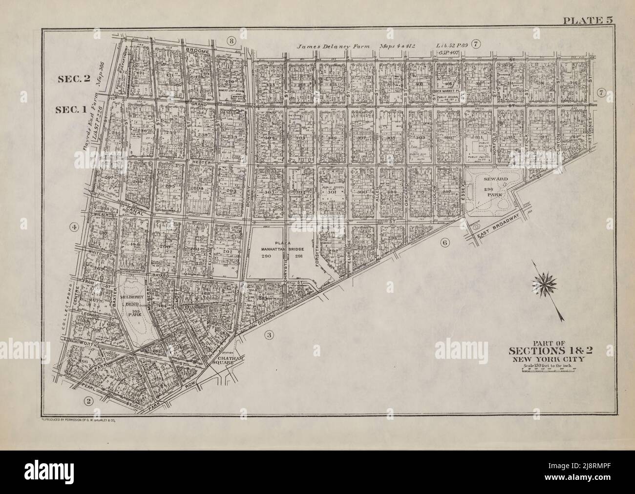 PLAN DE L'ÎLE DE MANHATTAN EN 1908 (sections) de l'iconographie de l'île de Manhattan, 1498-1909 compilé à partir de sources originales et illustré par photo-intaglio reproductions de cartes importantes, plans, vues, Et les documents dans les collections publiques et privées - Volume 2 par Stokes, I. N. Phelps (Isaac Newton Phelps), 1867-1944 Éditeur New York : Robert H. Dodd 1915. Incluant la cartographie: Un essai sur le développement de la connaissance concernant la géographie de la côte est de l'Amérique du Nord; Manhattan Island et ses environs sur les cartes et les cartes tôt / par F.C. Wieder et I.N. Phelps Stokes. Le Manat Banque D'Images
