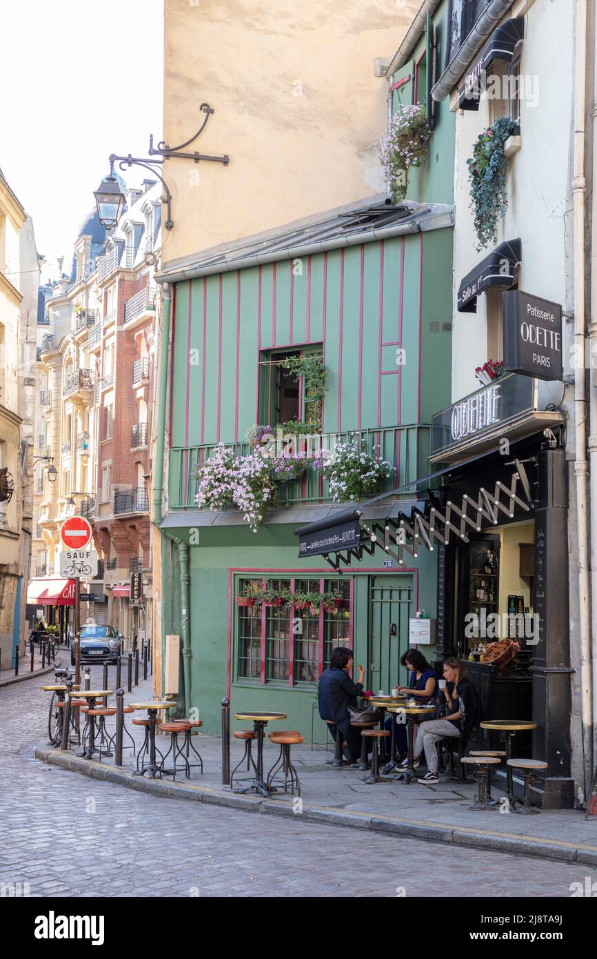 Vue en début de matinée de la pâtisserie Odette le long de la rue Galande dans le quartier Latin, Paris, Ile-de-France, France Banque D'Images