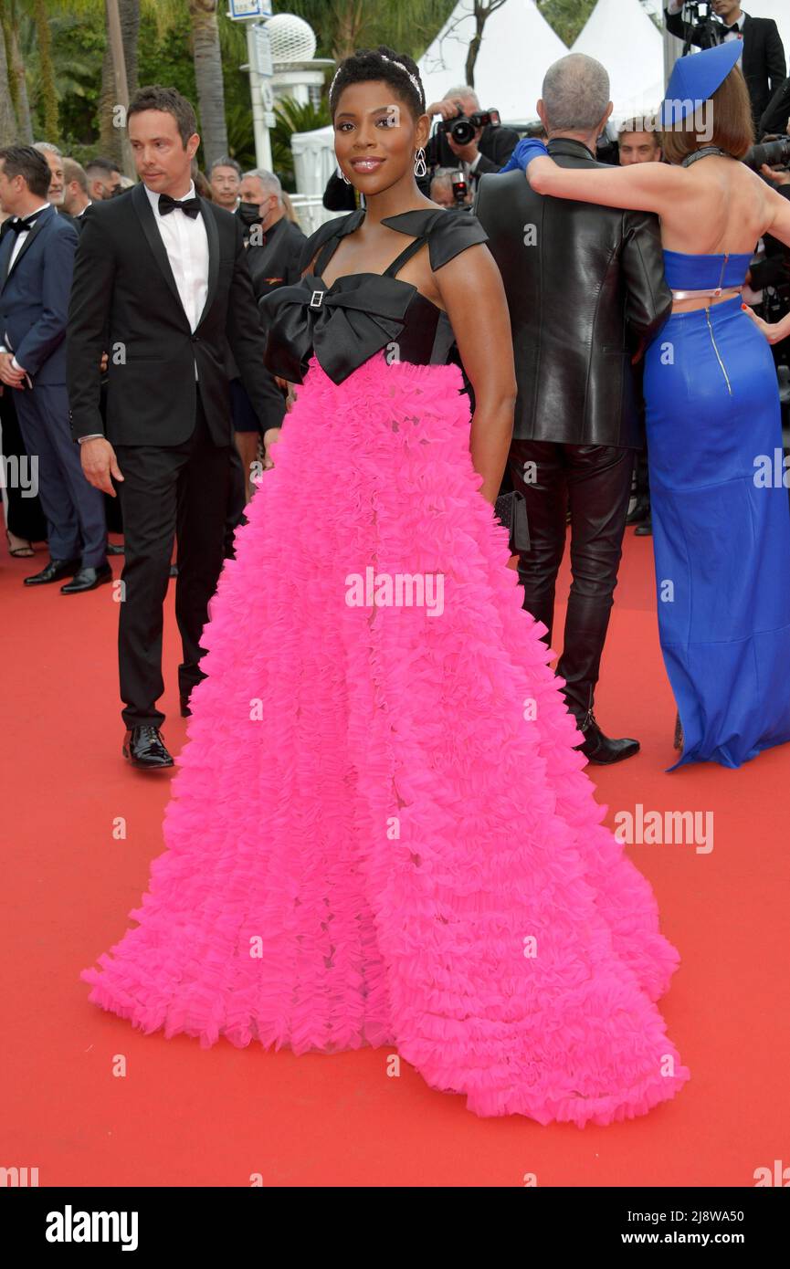 Cannes, France. 18th mai 2022. 75th Festival de Cannes 2022, tapis rouge  'TopGun - Maverick' . Photo : crédit client : Agence photo  indépendante/Alamy Live News Photo Stock - Alamy