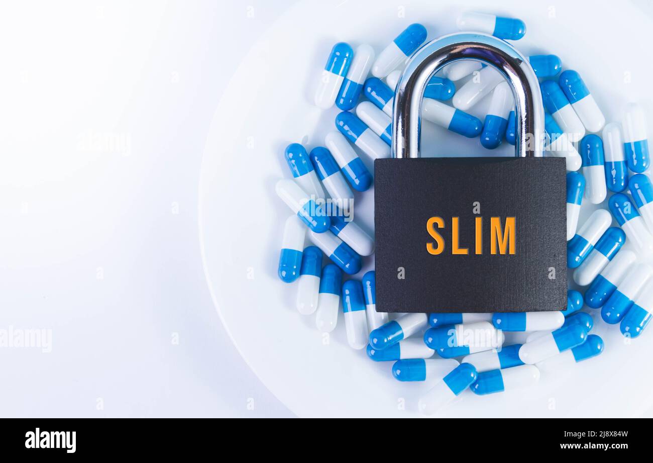 L'interdiction de prendre des médicaments pour la perte de poids. Restriction sur l'importation de pilules de perte de poids. Fermeture des médicaments. Contre-indications pour le traitement. Banque D'Images