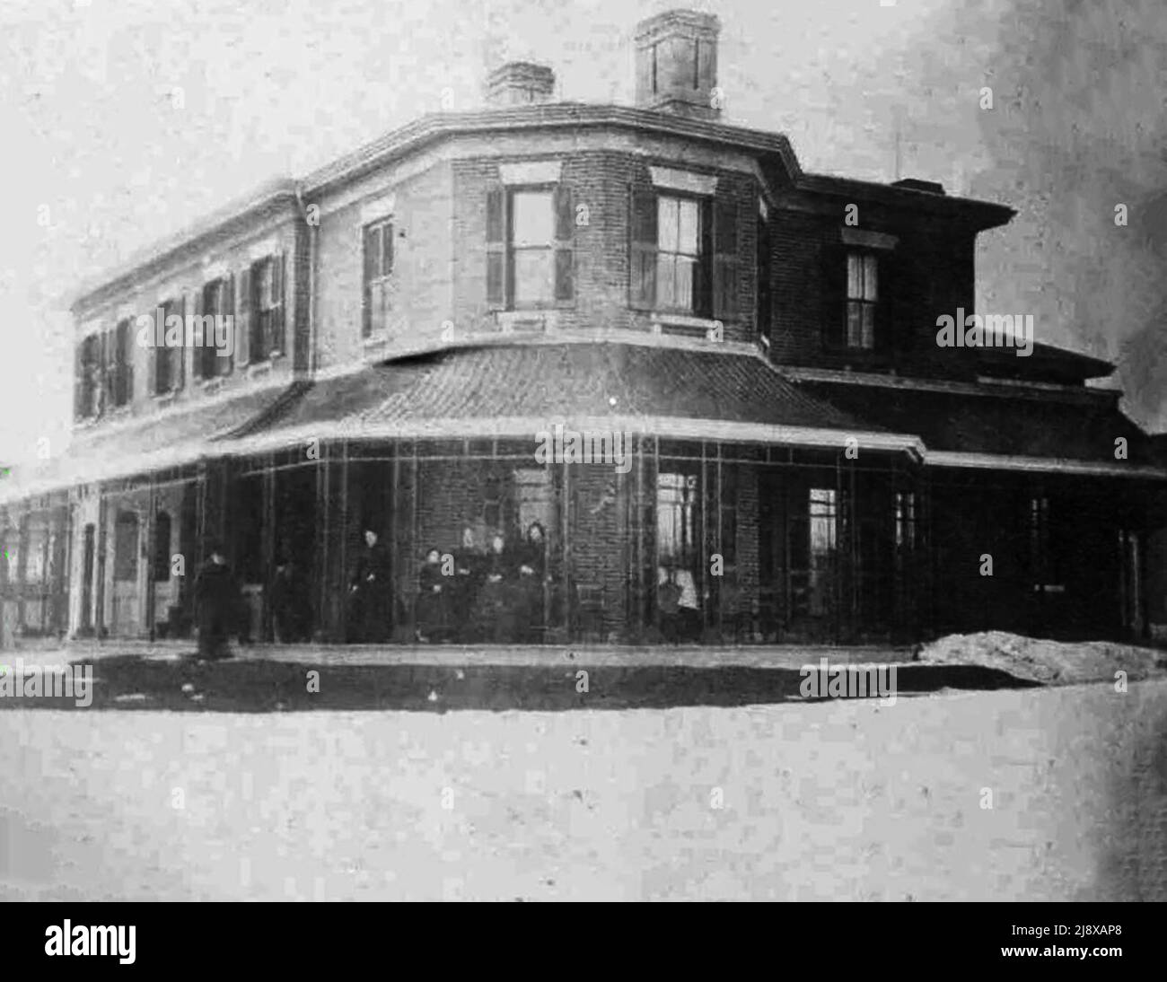 La seule photographie connue de Lindenwold, la succession de James G. Worts à Toronto. Il était situé du côté nord de Mill St., juste à l'est de Trinity St. Le bâtiment a été démoli à la fin de 1880s ou au début de 1890s ca. 1870s Banque D'Images