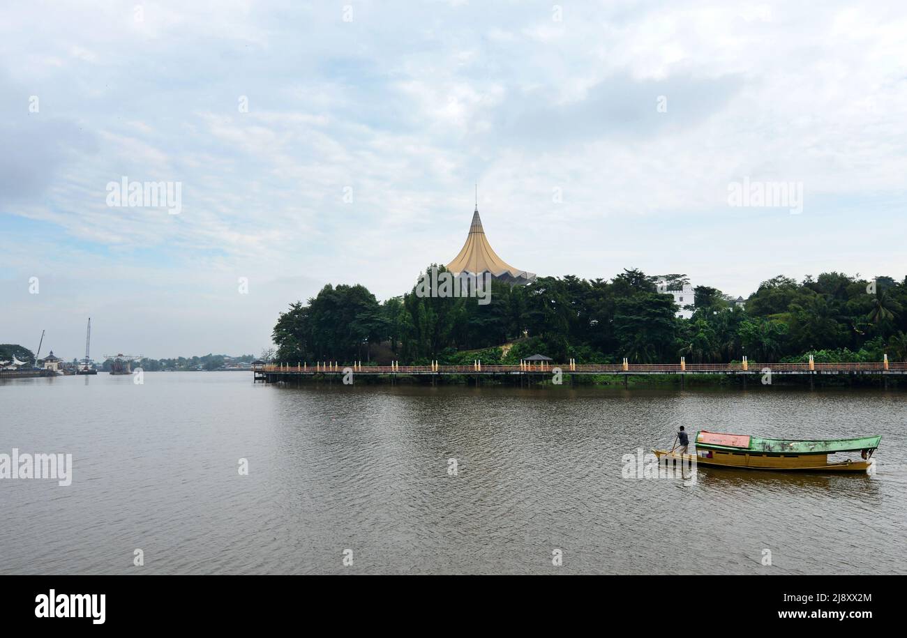 Rivière Sarawak à Kuching, Sarawak, Malaisie. Banque D'Images