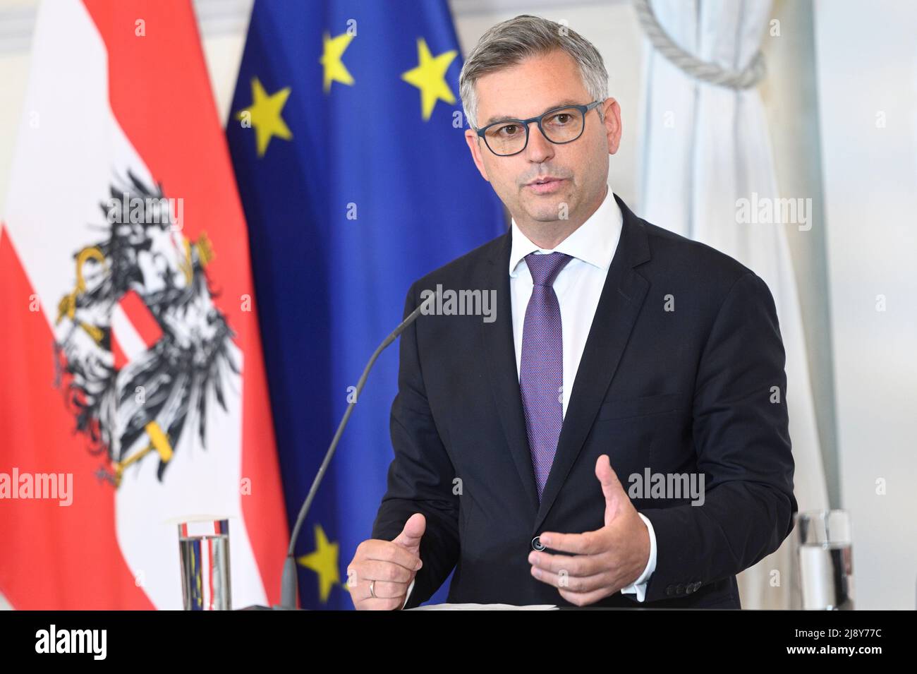 Vienne, Autriche 18th mai 2022. Conseil des ministres du gouvernement fédéral à la Chancellerie fédérale avec le ministre fédéral des Finances, le Dr Magnus Brunner (ÖVP). Sujet : dépendance de l'Autriche au gaz russe Banque D'Images