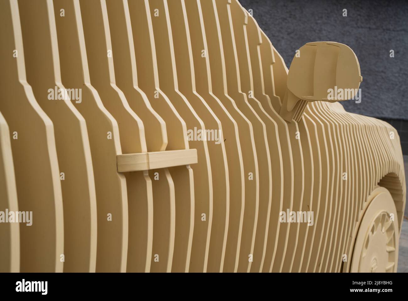 Fragment d'une voiture en bois. Photo de haute qualité Banque D'Images