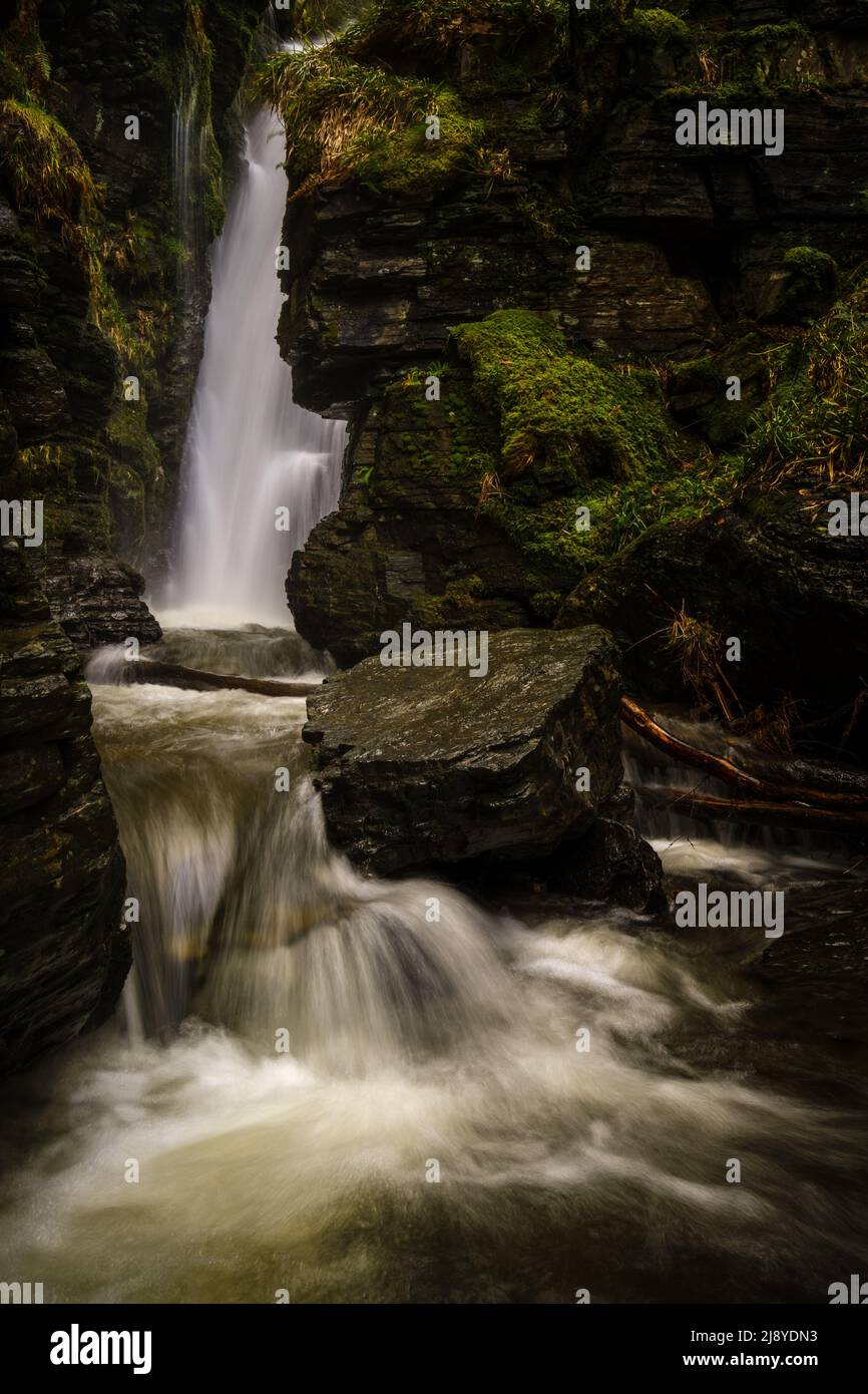 Chute d'eau de la Force de bec dans le Lake District, Royaume-Uni Banque D'Images