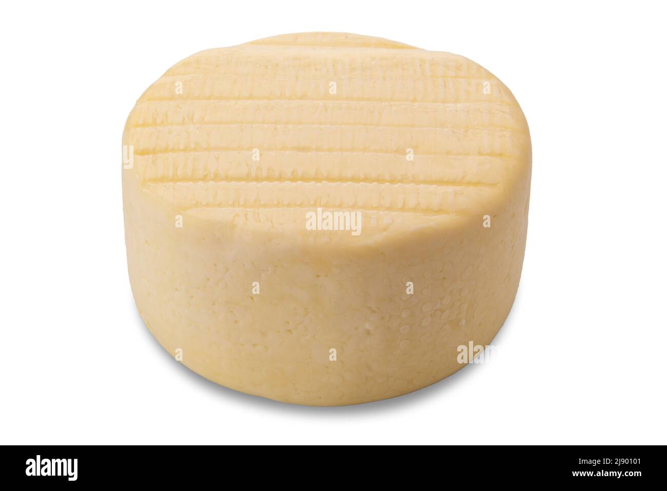 Caciotta italienne fraîche, une forme de fromage isolée sur blanc, chemin de coupure Banque D'Images