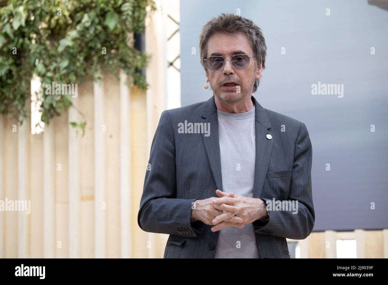 Paris, France. 19th mai 2022. L'artiste français Jean-Michel Jarre lors de  la présentation Renault lors du sommet environnemental du changement  maintenant 2022 à Paris le 19 mai 2022. Photo de Raphael  Lafargue/ABACAPRESS.COM