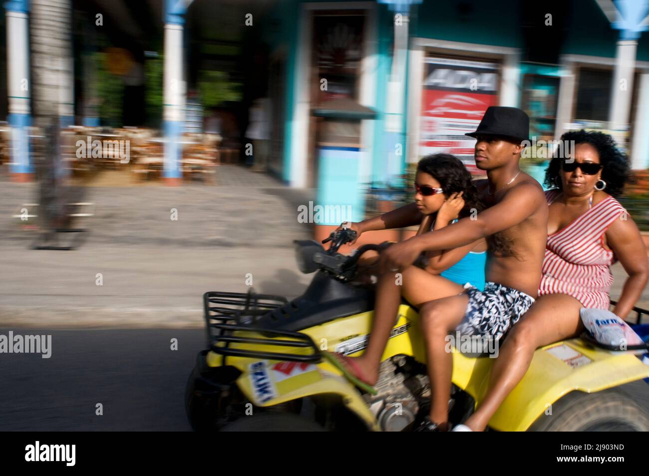Des familles de la péninsule de Samana Las Terrenas République Dominicaine  maison de vacances tourisme voyage Caraïbes Photo Stock - Alamy
