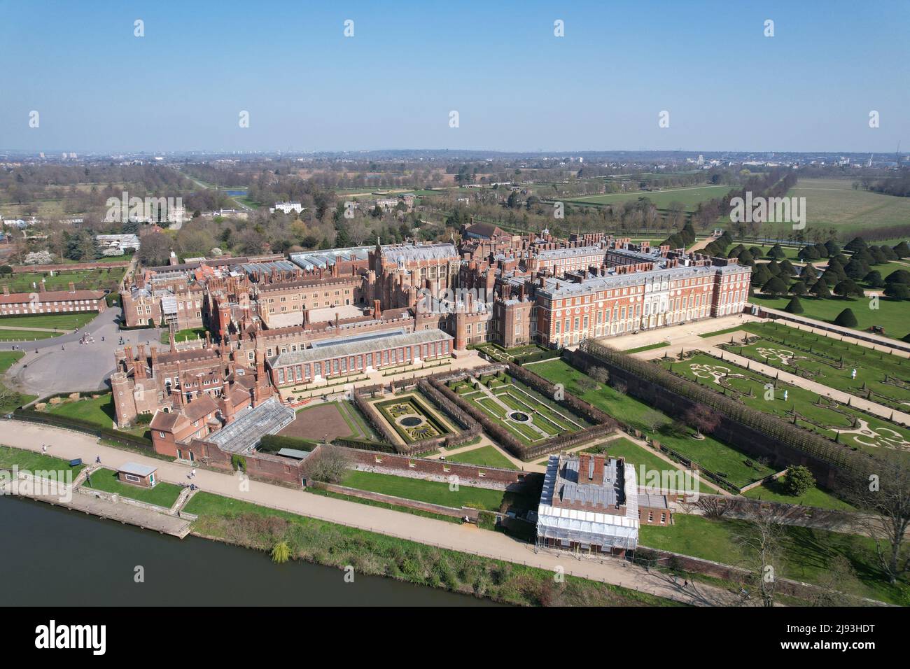 Hampton court Palace London UK Drone, vue aérienne, vue aérienne, vue d'oiseaux, Banque D'Images