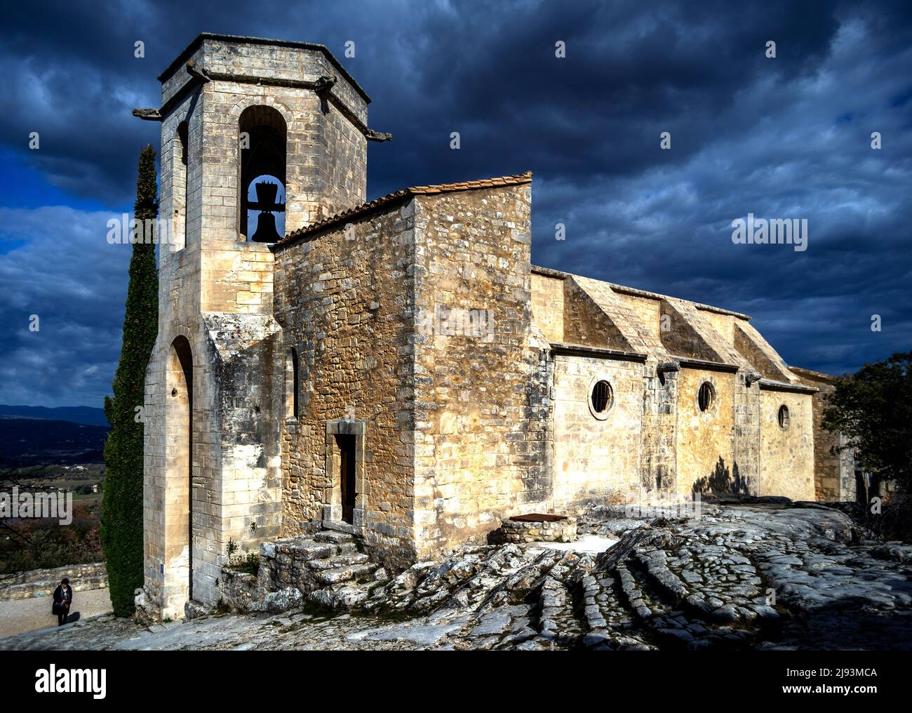 L'église médiévale de notre Dame d'alidon, Oppede le Vieux, Provence, France Banque D'Images