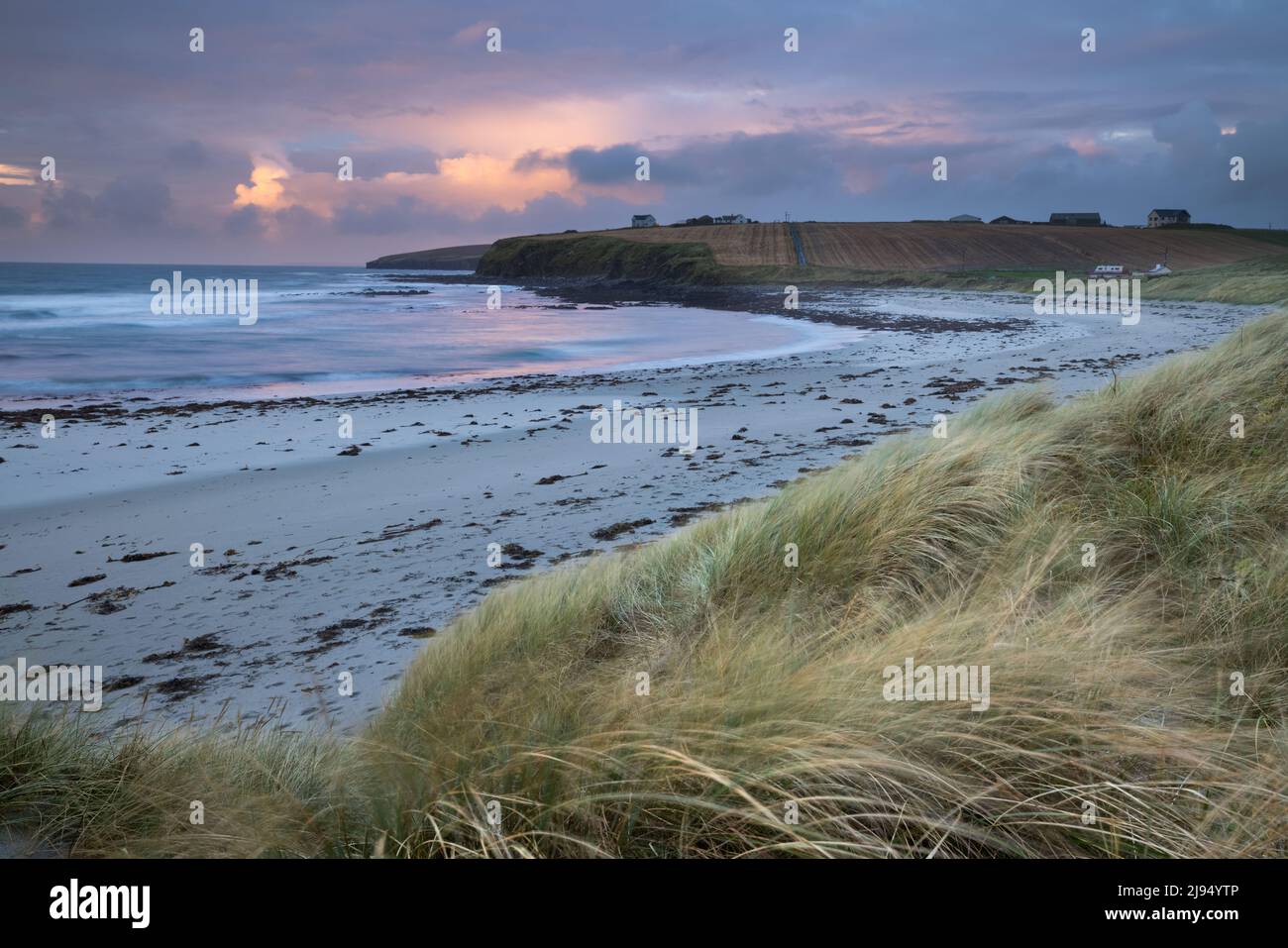 Taraciff Bay at Dawn, Mainland, Orkney Isles, Écosse, Royaume-Uni Banque D'Images