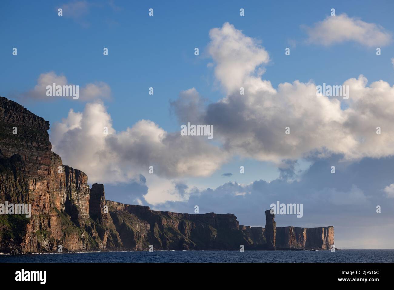 The Old Man of Hoy, Orkney Isles, Écosse, Royaume-Uni Banque D'Images