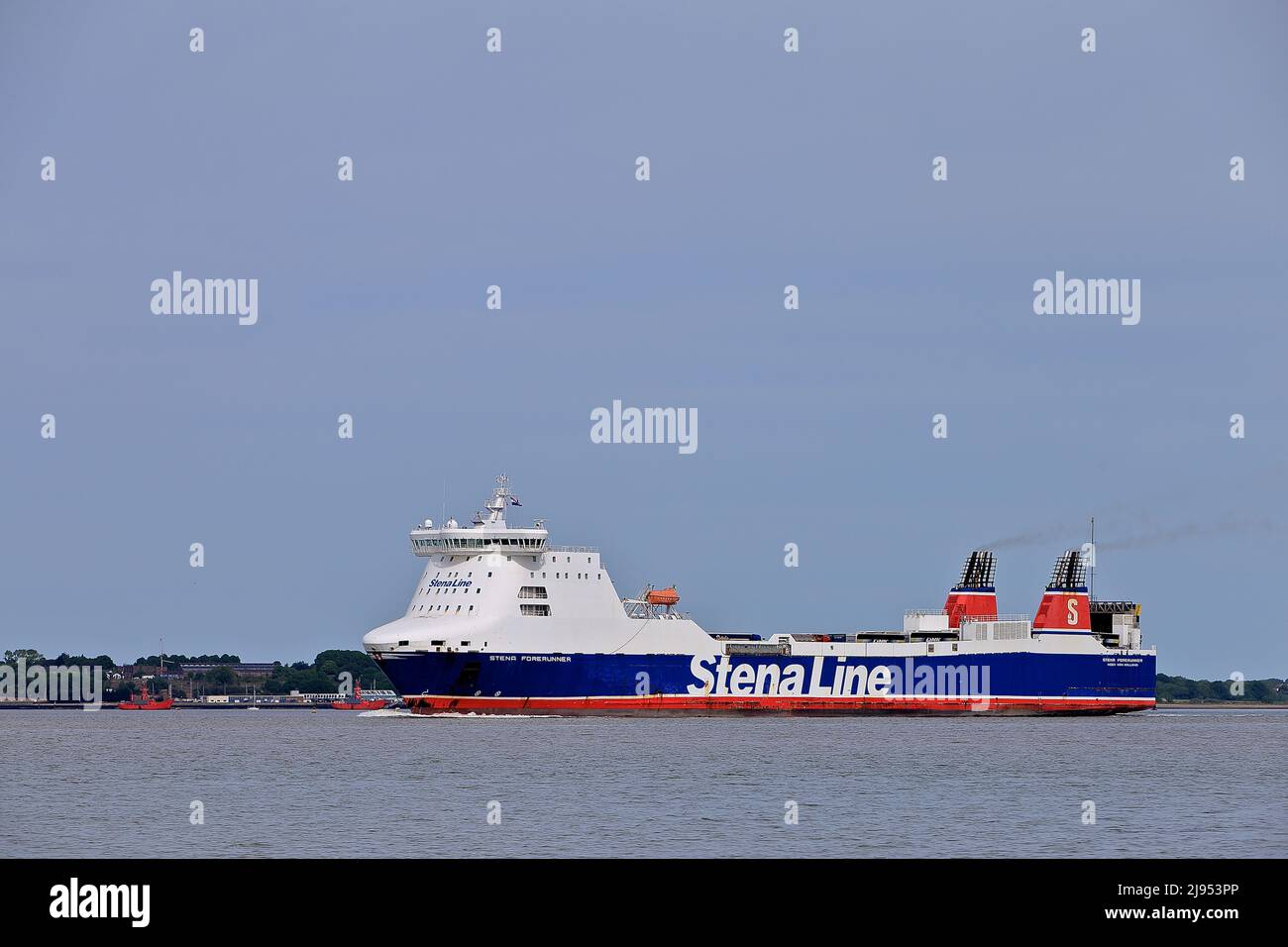 RO-RO (Roll On - Roll Off) navire de cargaison Stena Forerunner quittant le port de Harwich Essex Royaume-Uni Banque D'Images