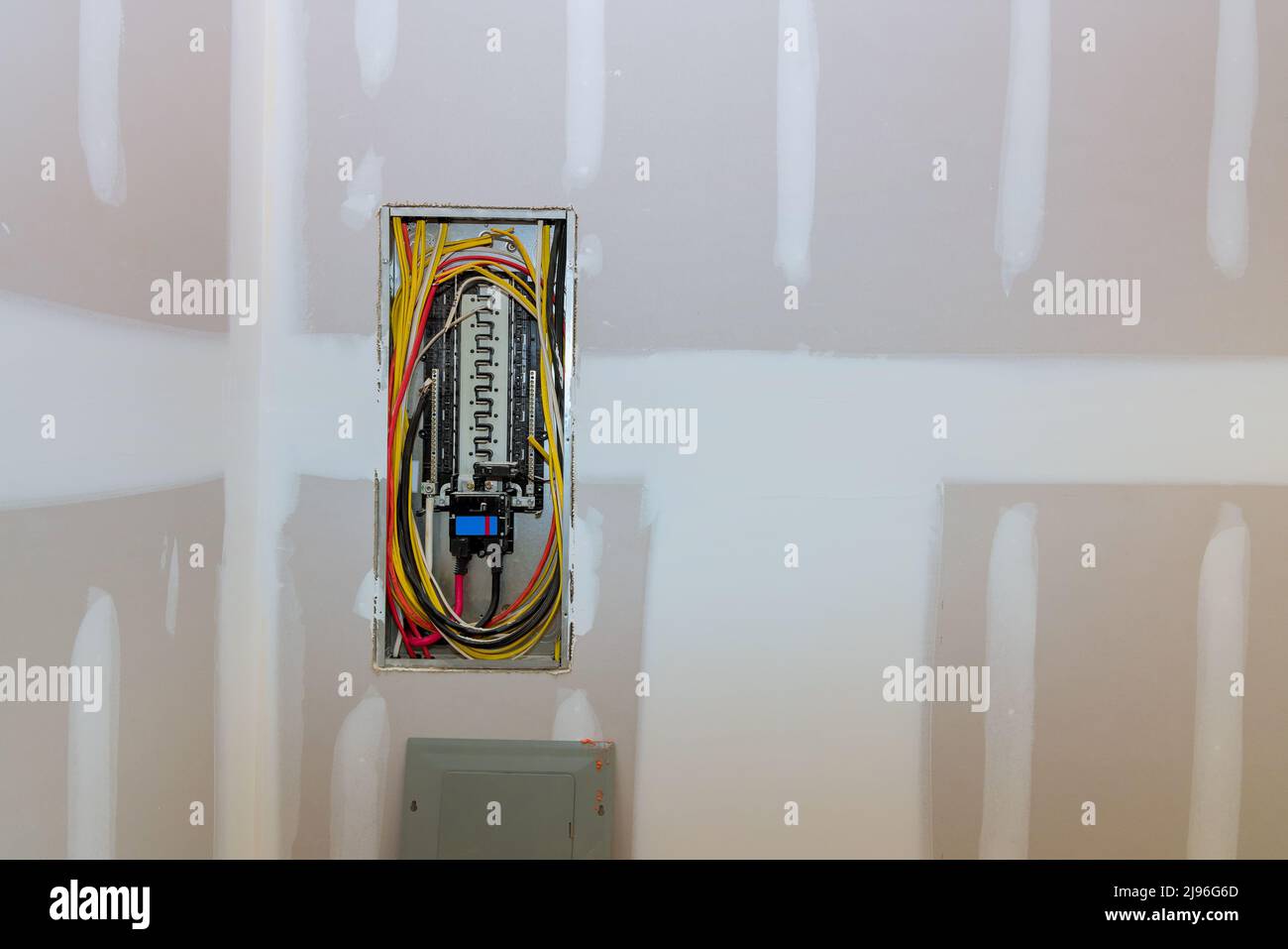 Automatique d'un disjoncteur d'alimentation principale pour une nouvelle maison Banque D'Images