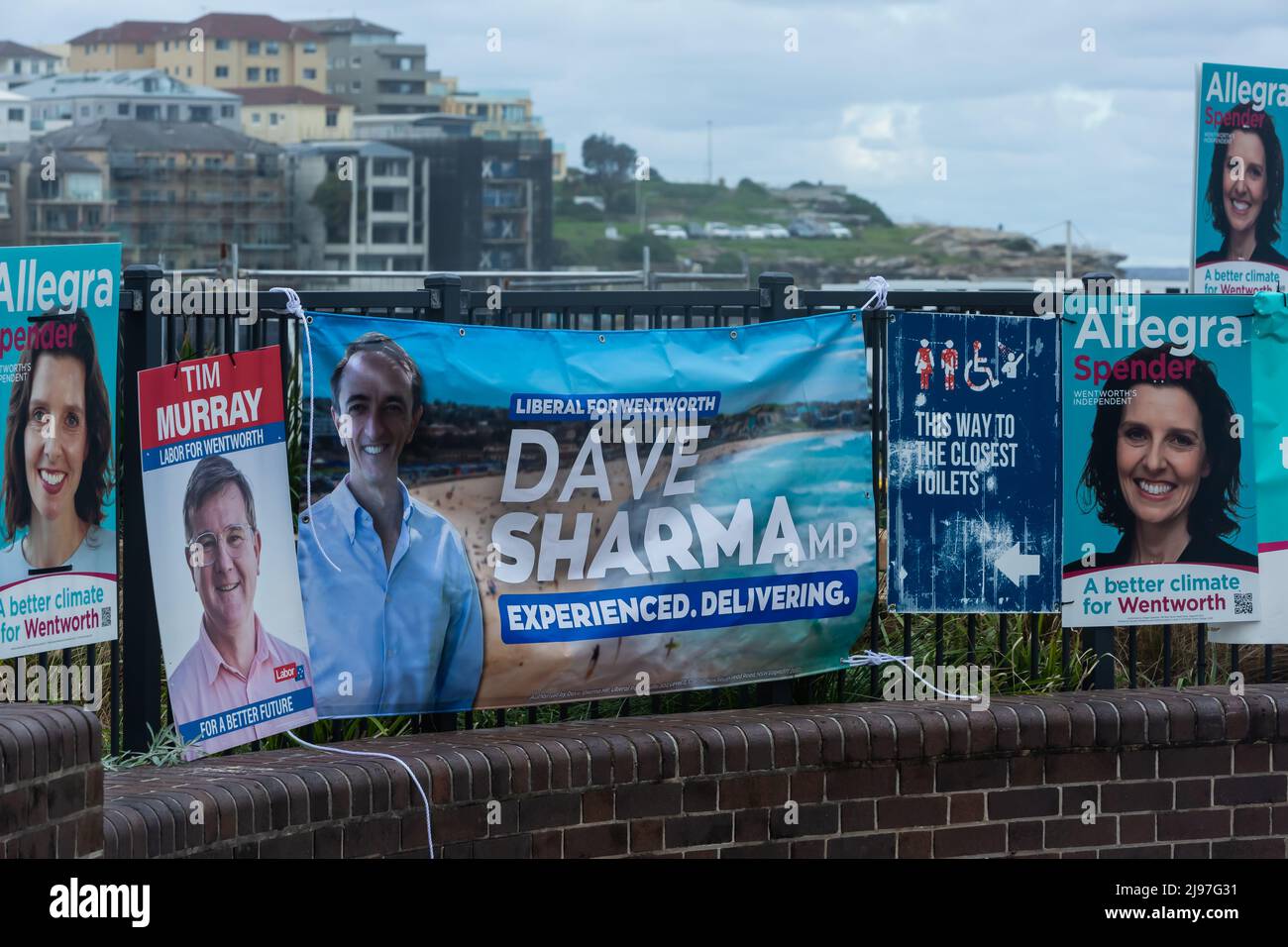 Sydney, Australie. Samedi 21st mai 2022. Le Bondi Surf Bathers Life Saving Club, un club de l'électorat de Wentworth, est utilisé comme bureau de vote, comme tête de l'australien pour les sondages à Bondi Beach. Crédit : Paul Lovelace/Alamy Live News Banque D'Images