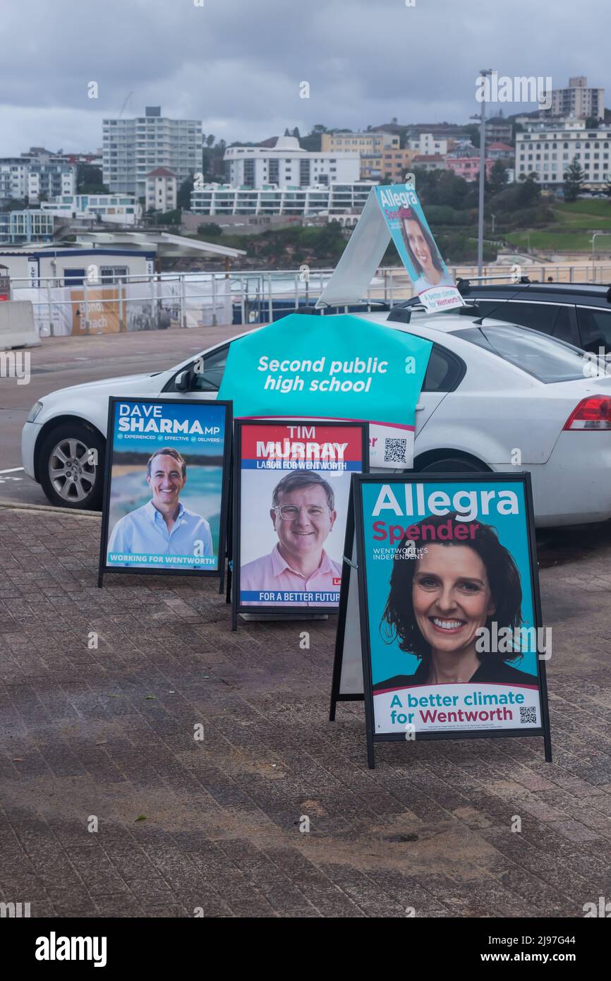 Sydney, Australie. Samedi 21st mai 2022. Le Bondi Surf Bathers Life Saving Club, un club de l'électorat de Wentworth, est utilisé comme bureau de vote, comme tête de l'australien pour les sondages à Bondi Beach. Crédit : Paul Lovelace/Alamy Live News Banque D'Images