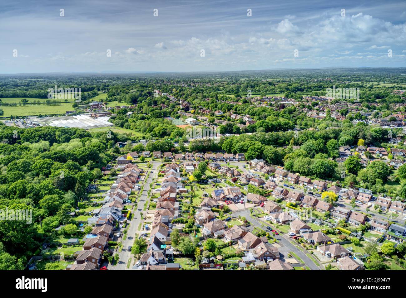 Hassocks Village dans West Sussex depuis South Downs, le village est entouré par la campagne magnifique, vue aérienne. Banque D'Images