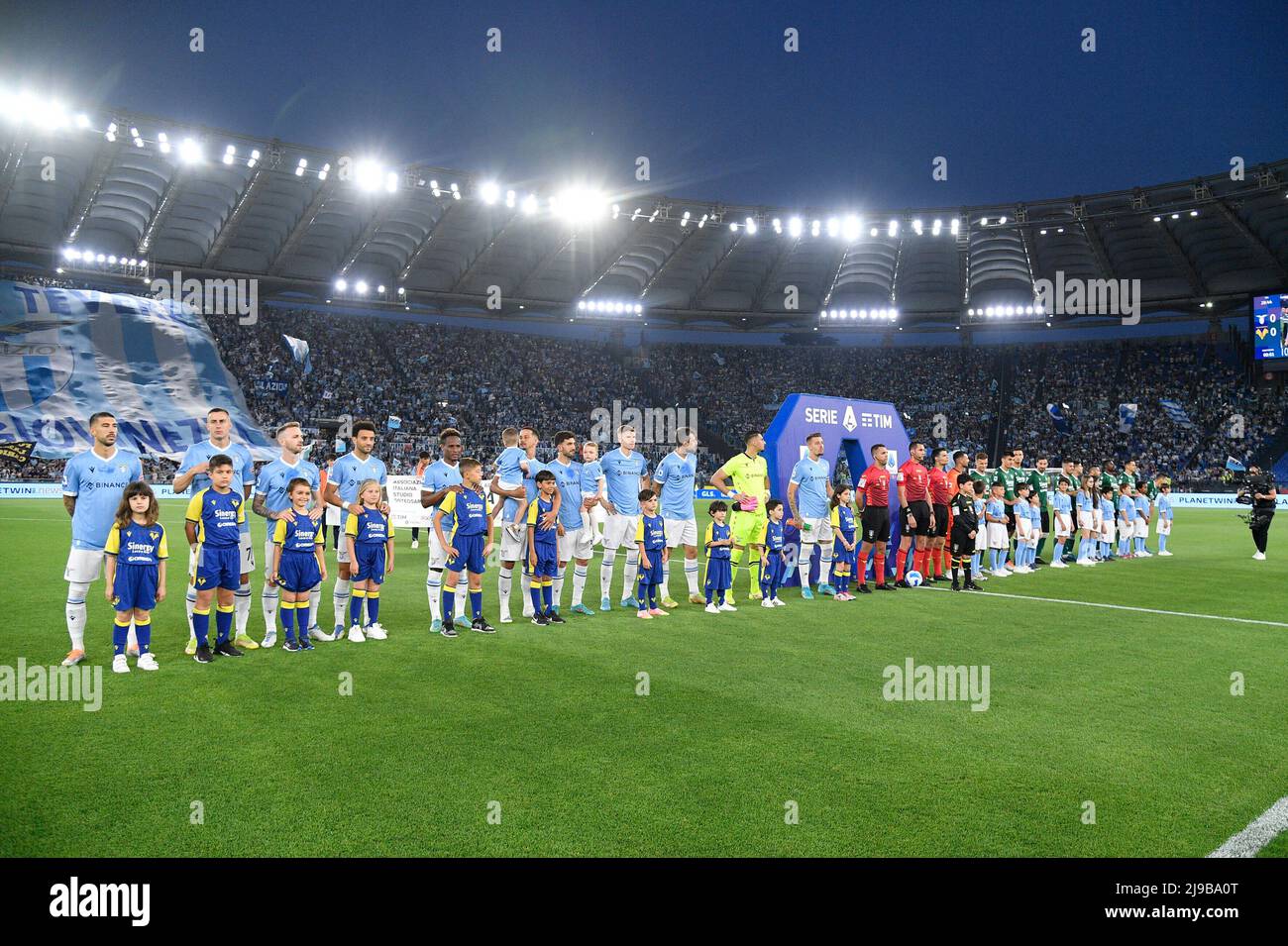 Foto Fabrizio Corradetti / LaPresse21 Maggio 2022 Roma, Italia sport calcio SS Lazio vs Hellas Verona - Campionato di calcio série A TIM 2021/2022 - Stadio Olimpico. Nella foto: Schieramento 21st mai 2022 Rome, Italie sport football SS Lazio vs Hellas Verona - Italien football Championship League A TIM 2021/2022 - Olimpico stade dans le pic: Ligne Banque D'Images
