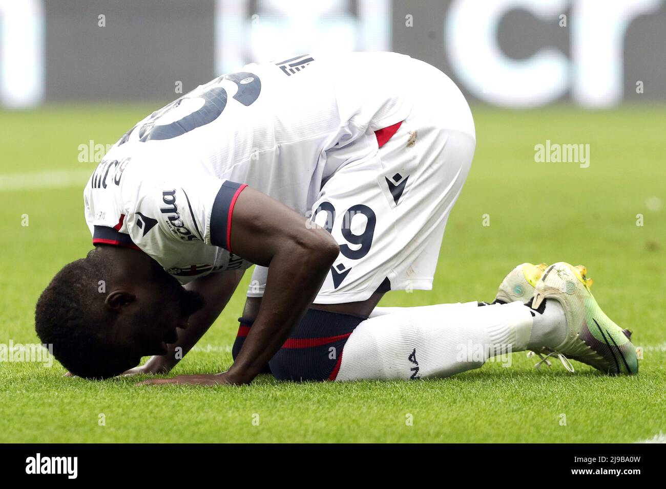 Foto Tano Pecoraro/Lapresse 21 Maggio 2022 - Genova, Italia Sport, CalcioGênes vs Bologne - Campionato italiano di calcio série A TIM 2021/2022 - Stadio Luigi FerrarisNella foto: Esultanza barrowPhoto Tano Pecoraro/Lapresse 21 mai 2022 - Gênes, Italie Sport, Soccer Gênes vs Bologne - Italien Serie A football Championship 2021/2022 - Luigi Ferraris StadiumDans la photo: barrow exultation Banque D'Images
