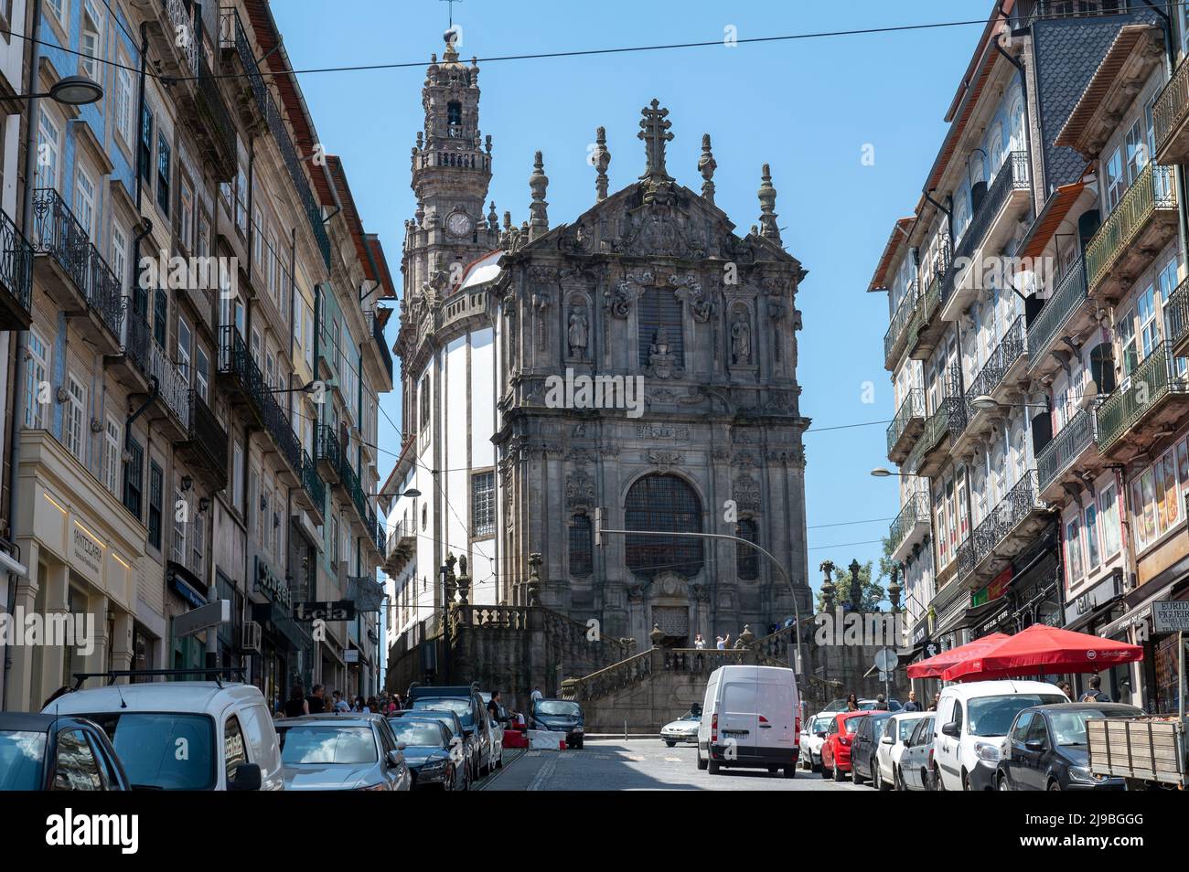 Porto, Portugal . 2021 05 mai . Paysage urbain de Porto au-dessus du Douro Luis II à Porto, Portugal à l'été 2022. Banque D'Images