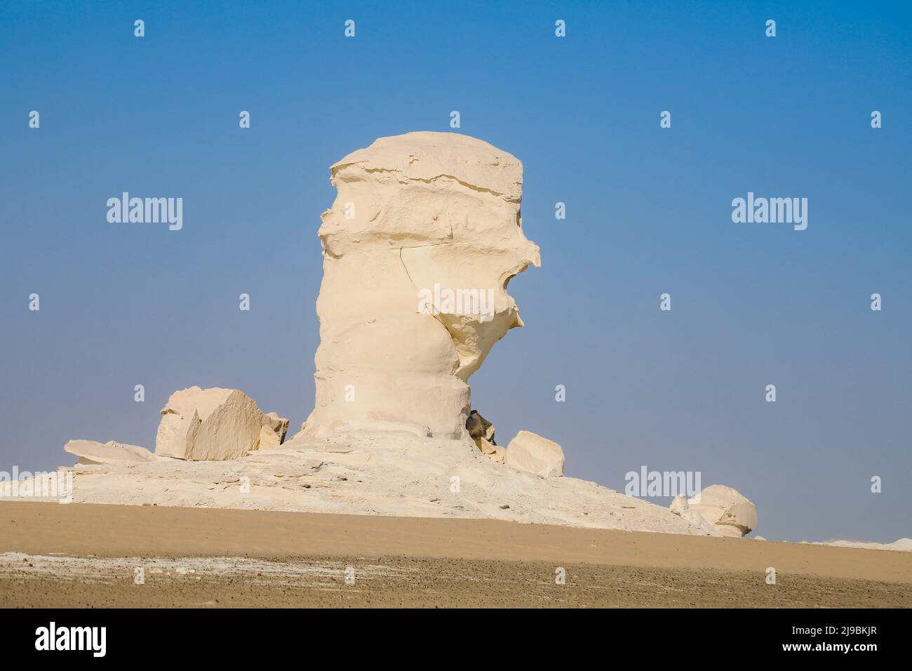 Fantastiques formations de sable dans la zone protégée du désert blanc, est le parc national dans l'oasis de Farafra, en Egypte Banque D'Images