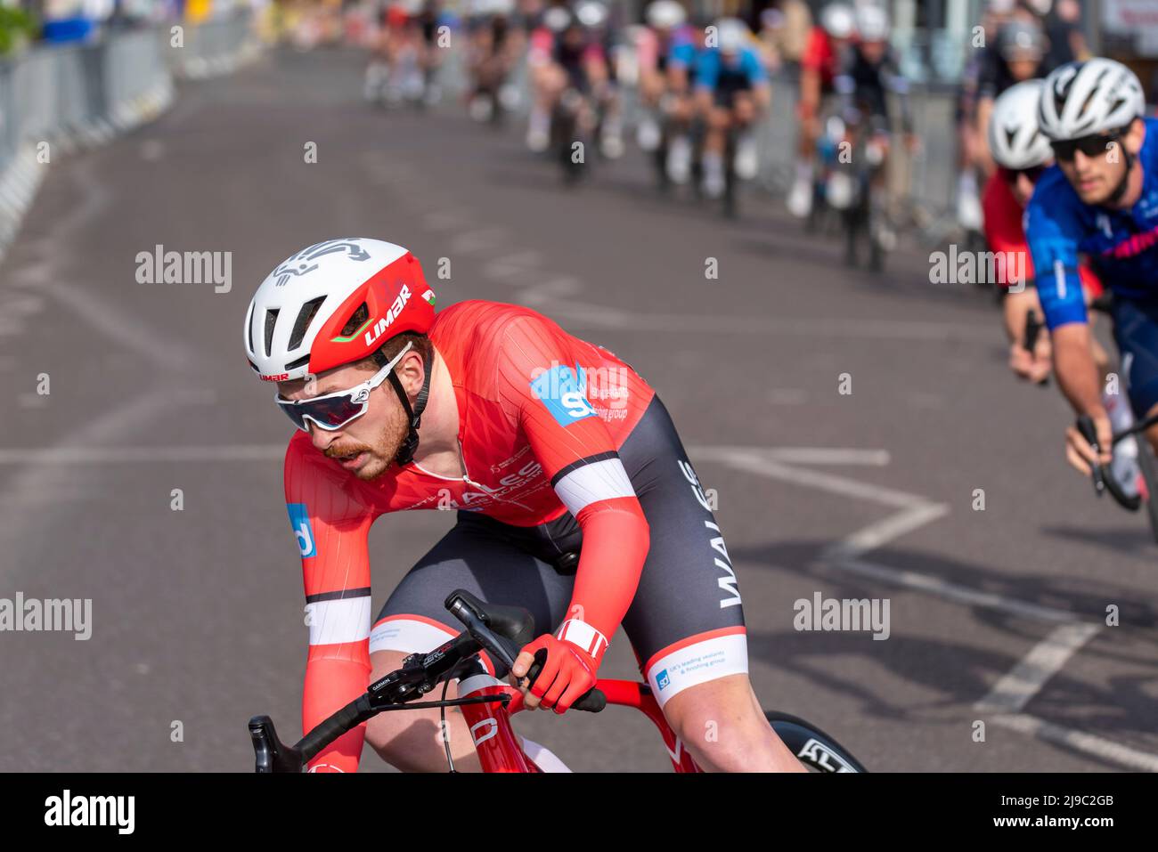 William Truelove du pays de Galles Racing Academy course dans la série Sportsbreaks Tour cycle course ronde cinq à Clacton on Sea, Essex, Royaume-Uni. Critère Banque D'Images
