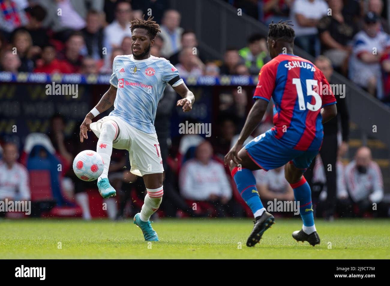 LONDRES, ROYAUME-UNI. MAI 22nd Fred de Manchester United contrôle le ballon lors du match de la Premier League entre Crystal Palace et Manchester United à Selhurst Park, Londres, le dimanche 22nd mai 2022. (Credit: Federico Maranesi | MI News) Credit: MI News & Sport /Alay Live News Banque D'Images