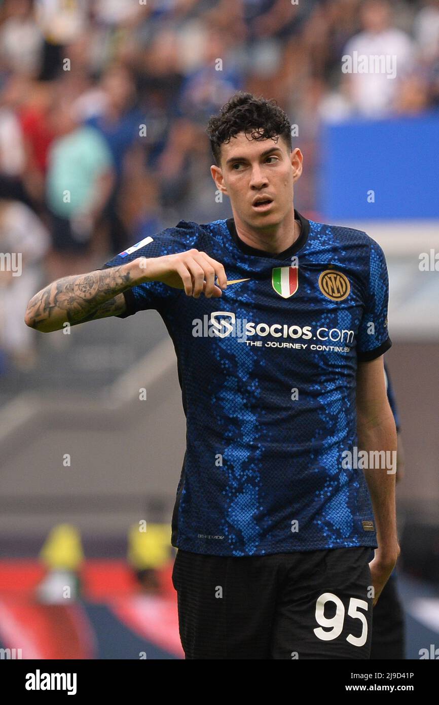 Foto Alberto Gandolfo/Lapresse 22 Maggio 2022 Milano (Italia) Sport Calcio Inter vs Sampdoria - série A 2021/2022 - Stadio San Siro Nella Foto: Alessandro Bastoni (FC Internazionale) photo Alberto Gandolfo/Lapresse 22 mai, 2022 Milan (Italie) Sport Soccer Inter vs Sampdoria - série A 2021/2022 - Stadio San Siro dans le pic: Alessandro Bastoni (FC Internazionale)(photo: La presse / PRESSINPHOTO) Banque D'Images