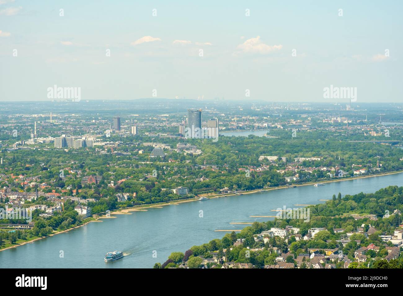 Vue panoramique sur la ville de Bonn et le Rhin Banque D'Images