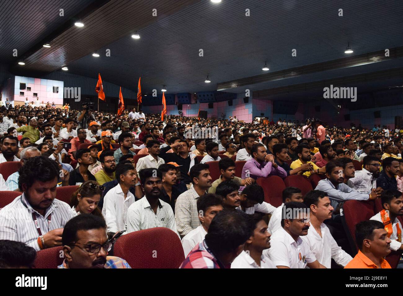 22 mai 2022, Pune, Maharashtra, Inde: Les partisans et les travailleurs du Parti MNS dans un rassemblement du chef du Maharashtra Navnirman Sena(MNS) Raj Thackeray tenu à Pune. (Credit image: © Kabir Jhangiani/Pacific Press via ZUMA Press Wire) Banque D'Images