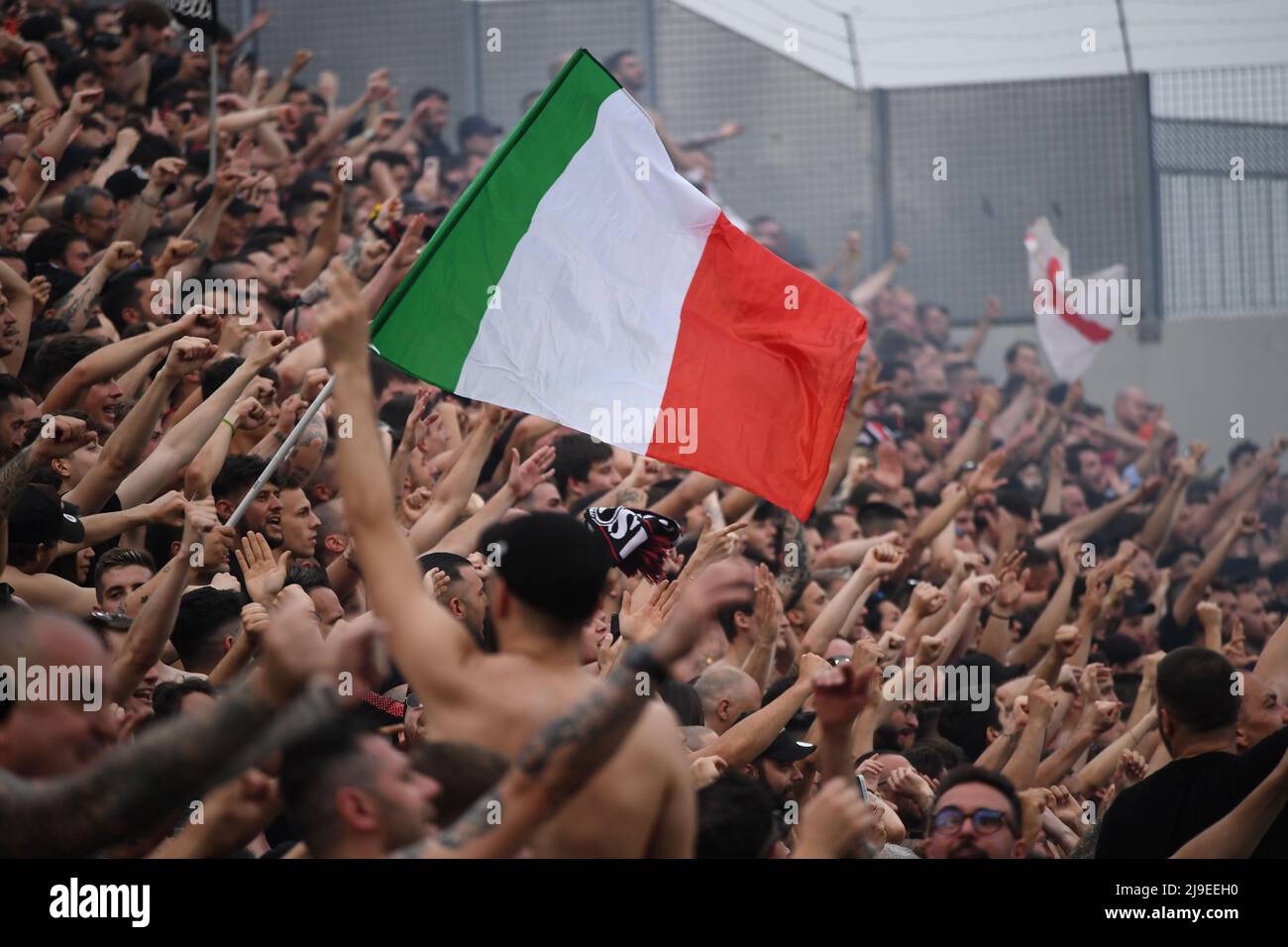 Reggio Emilia, Italie. 22nd mai 2022. Supporters (Milan) Pendant la série italienne Un match entre Sassuolo 0-3 Milan au stade Mapei le 22 mai 2022 à Reggio Emilia, Italie. (Photo de Maurizio Borsari/AFLO) Banque D'Images